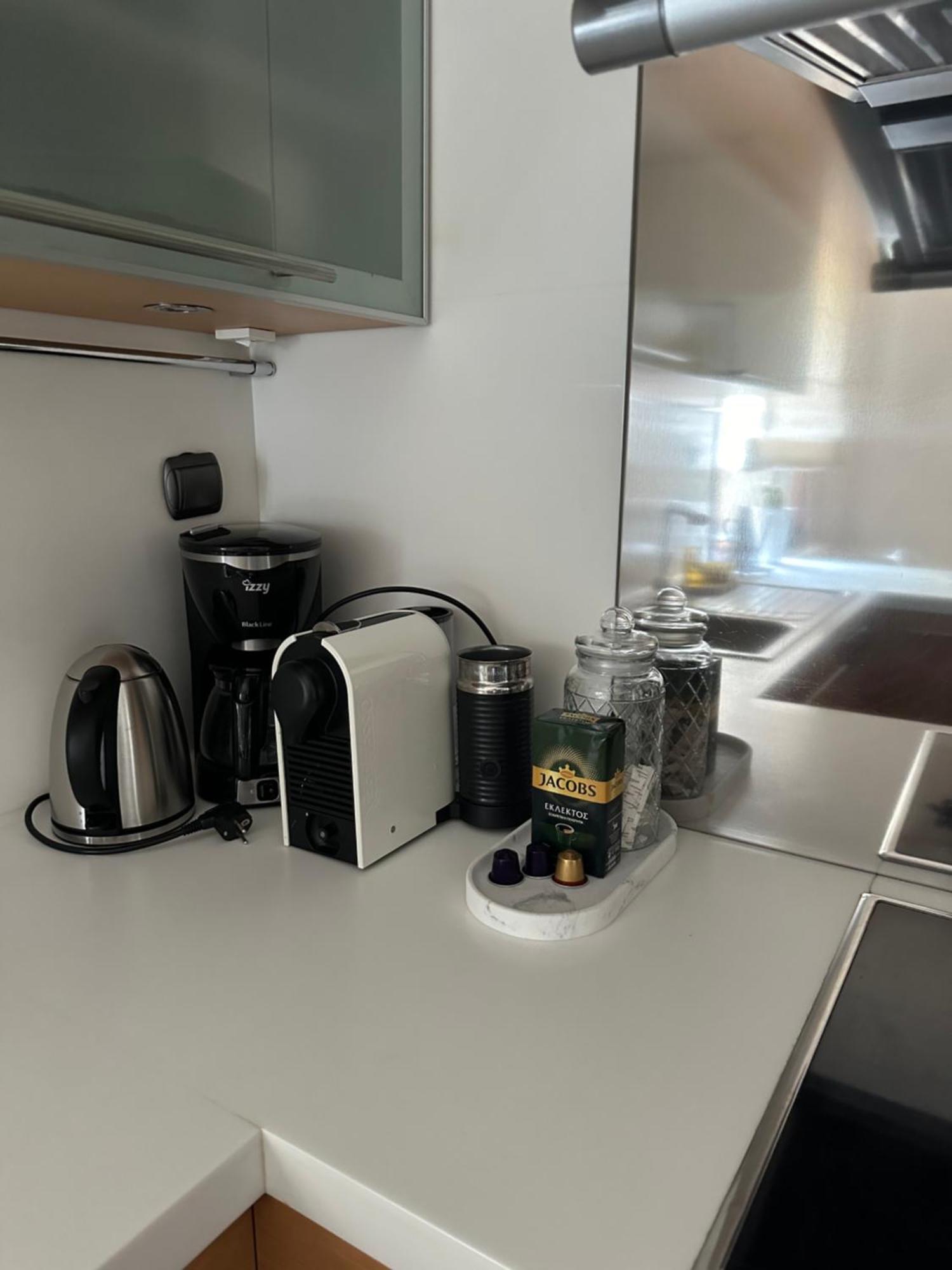 The One Apartment *