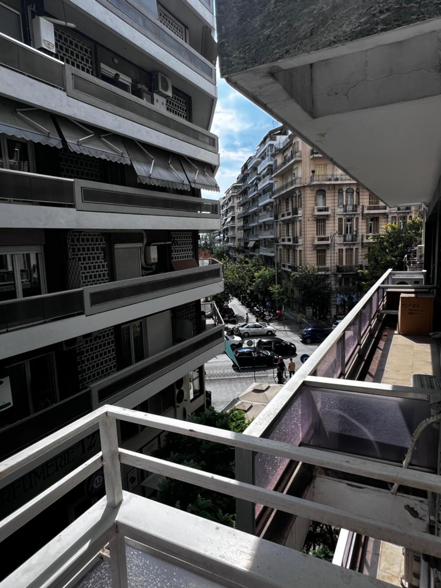 Stylish Apartment *