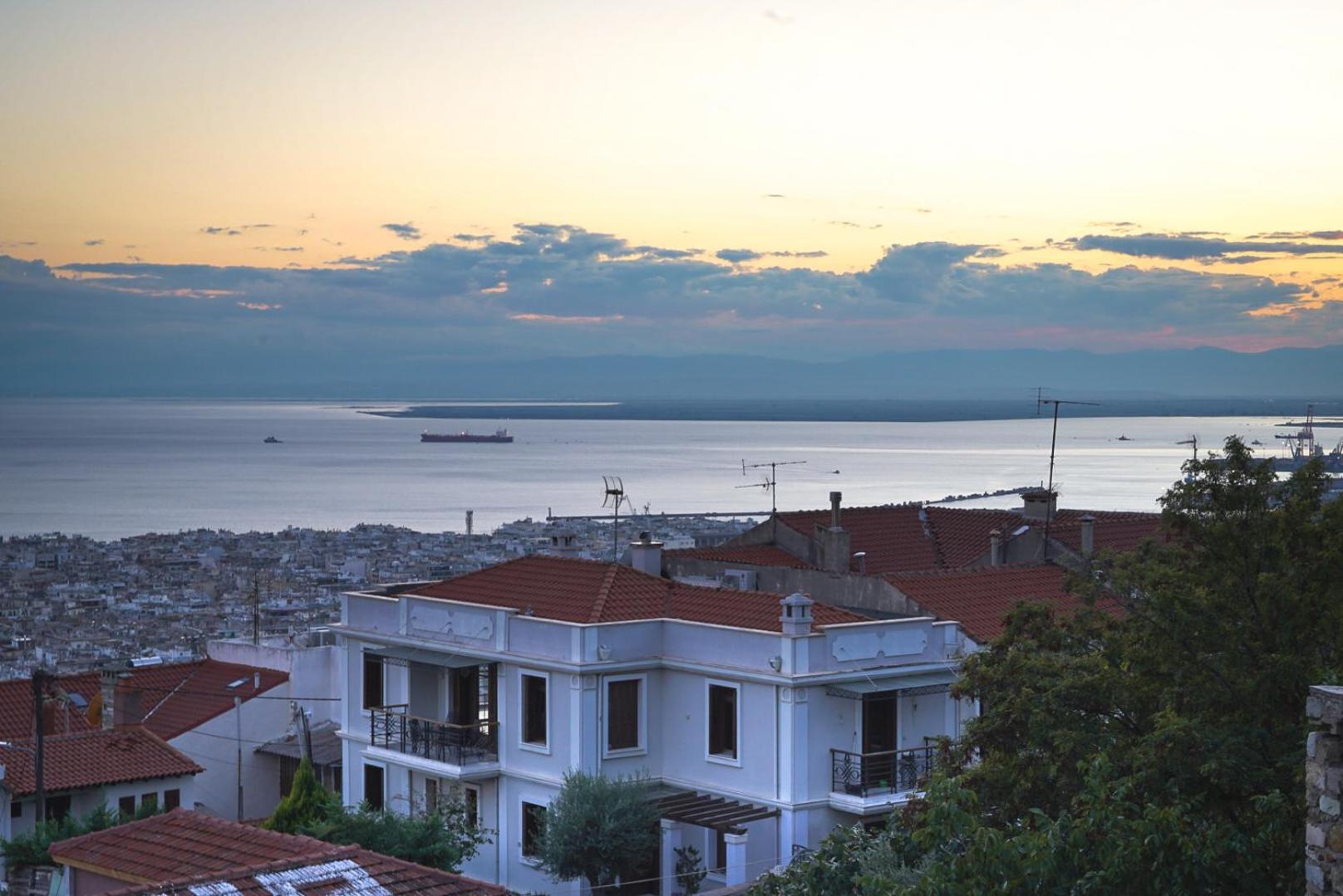 Charis Beyond The Castle Thessaloniki