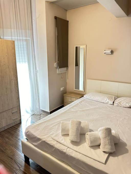 Ariadne City Center Apartment