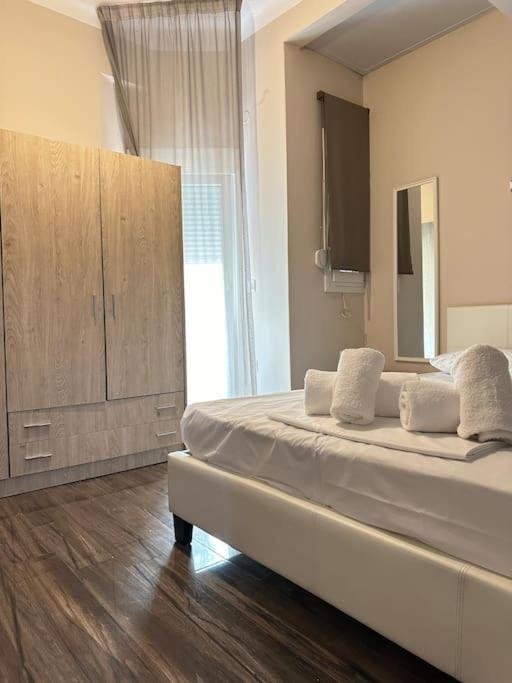 Ariadne City Center Apartment *