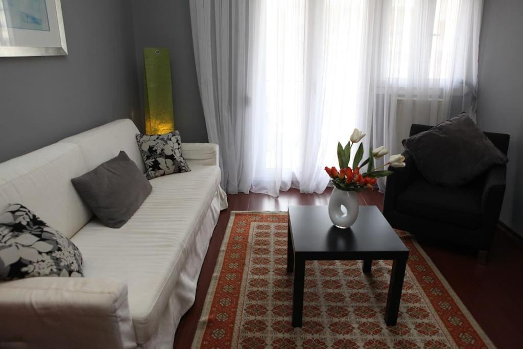 Apartment Authentic Living