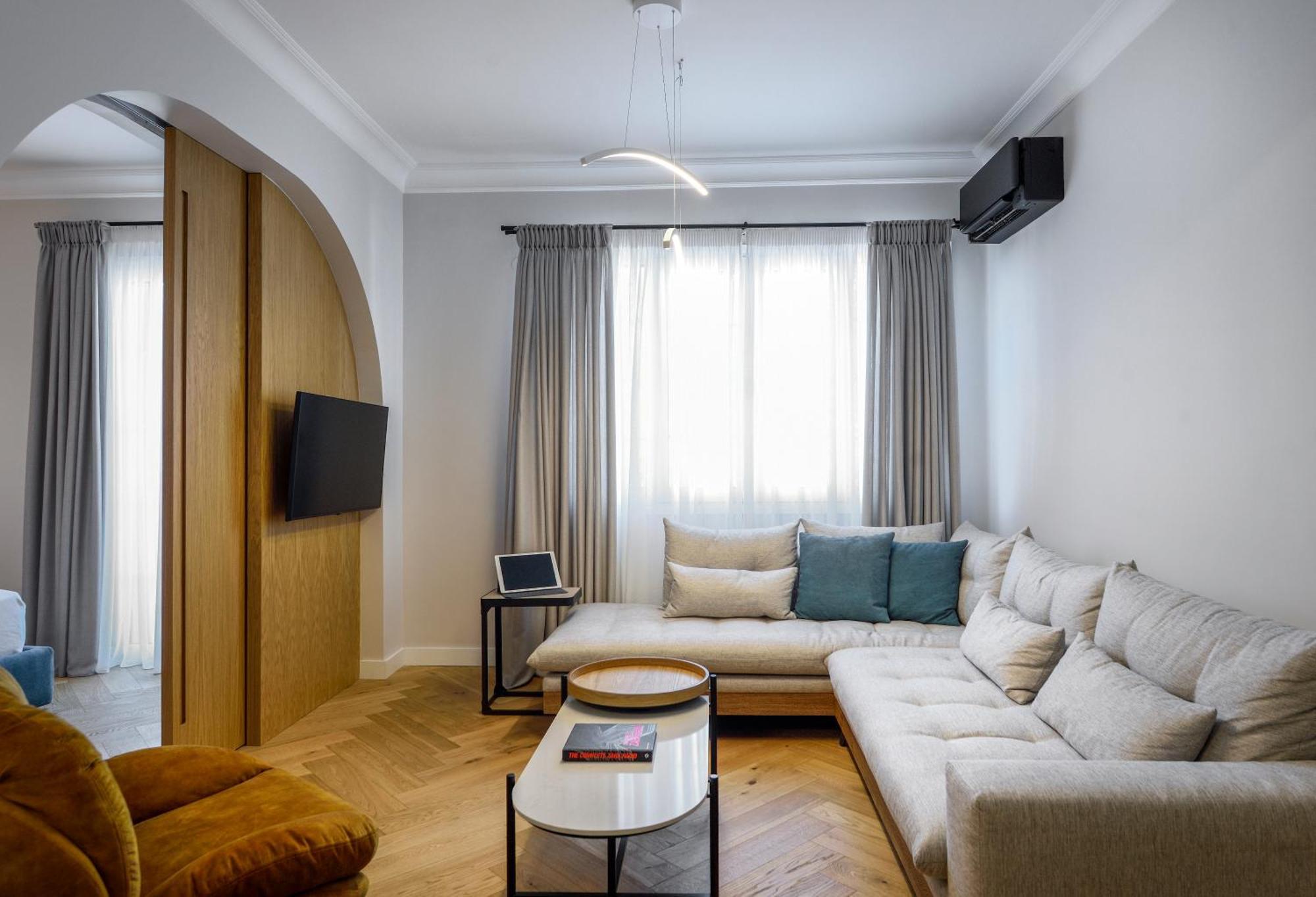 #luxlikehome Queen Apartment *