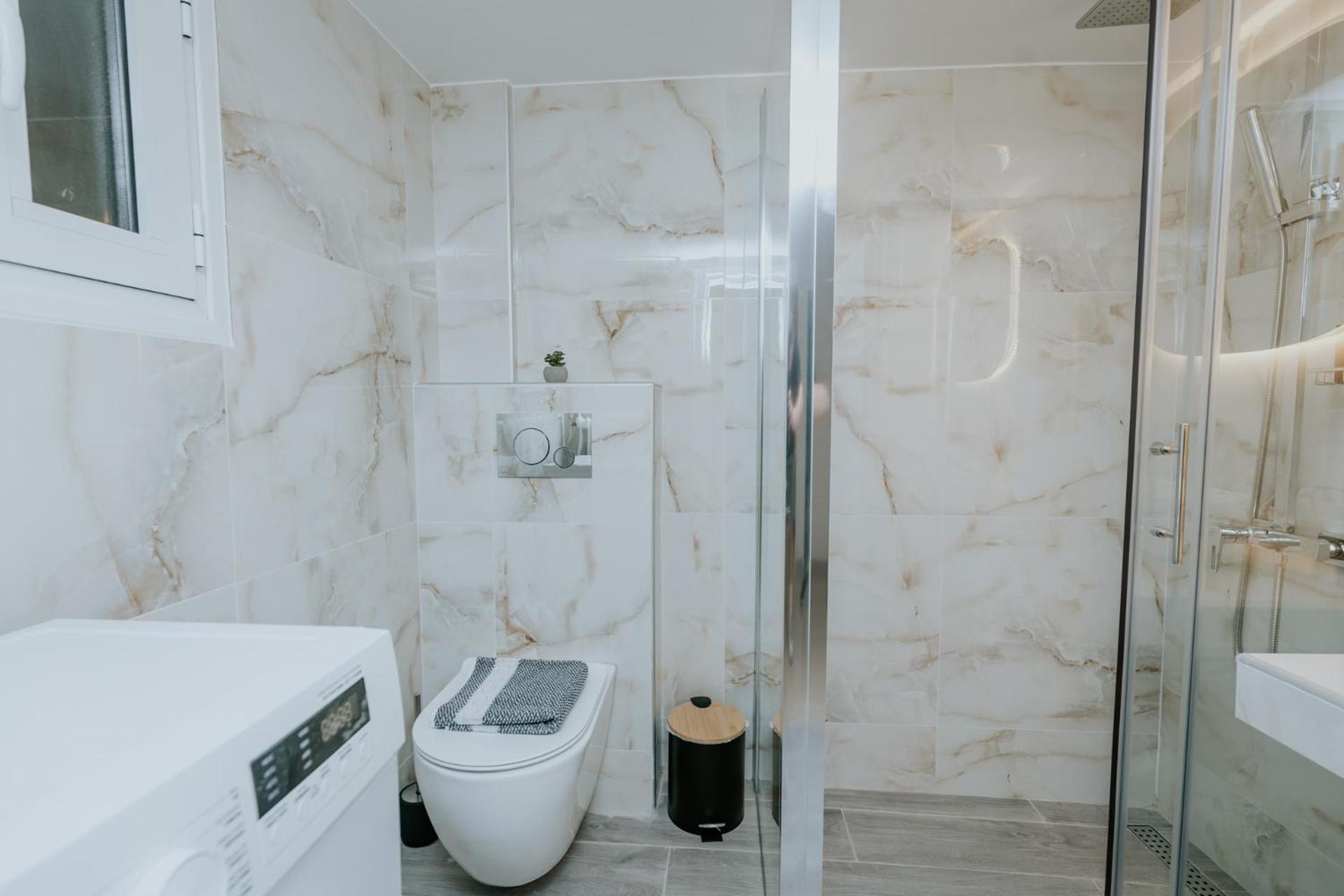 Apartment Deko National