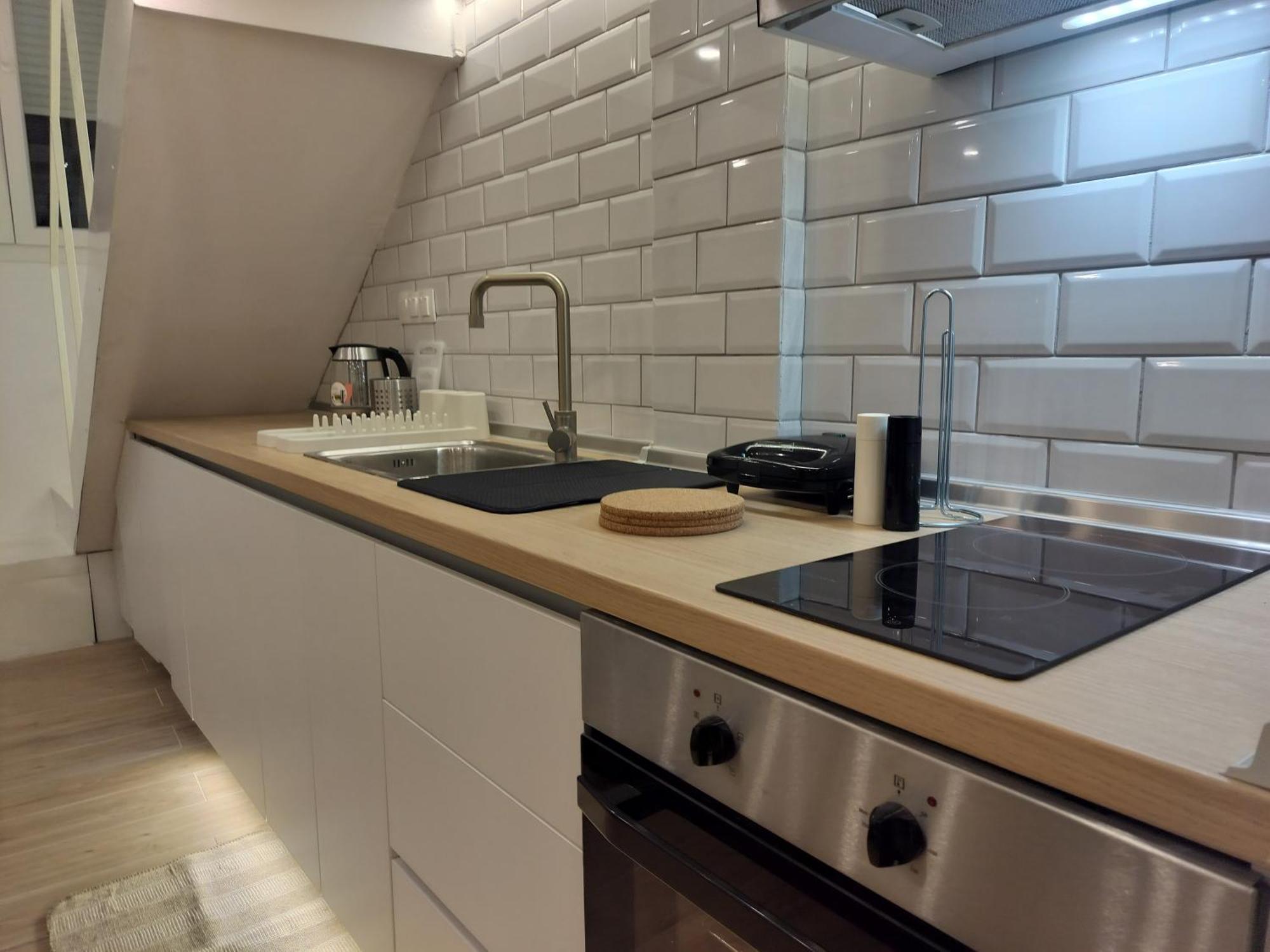 The White Loft - Explore Center By Foot Apartment Thessaloniki
