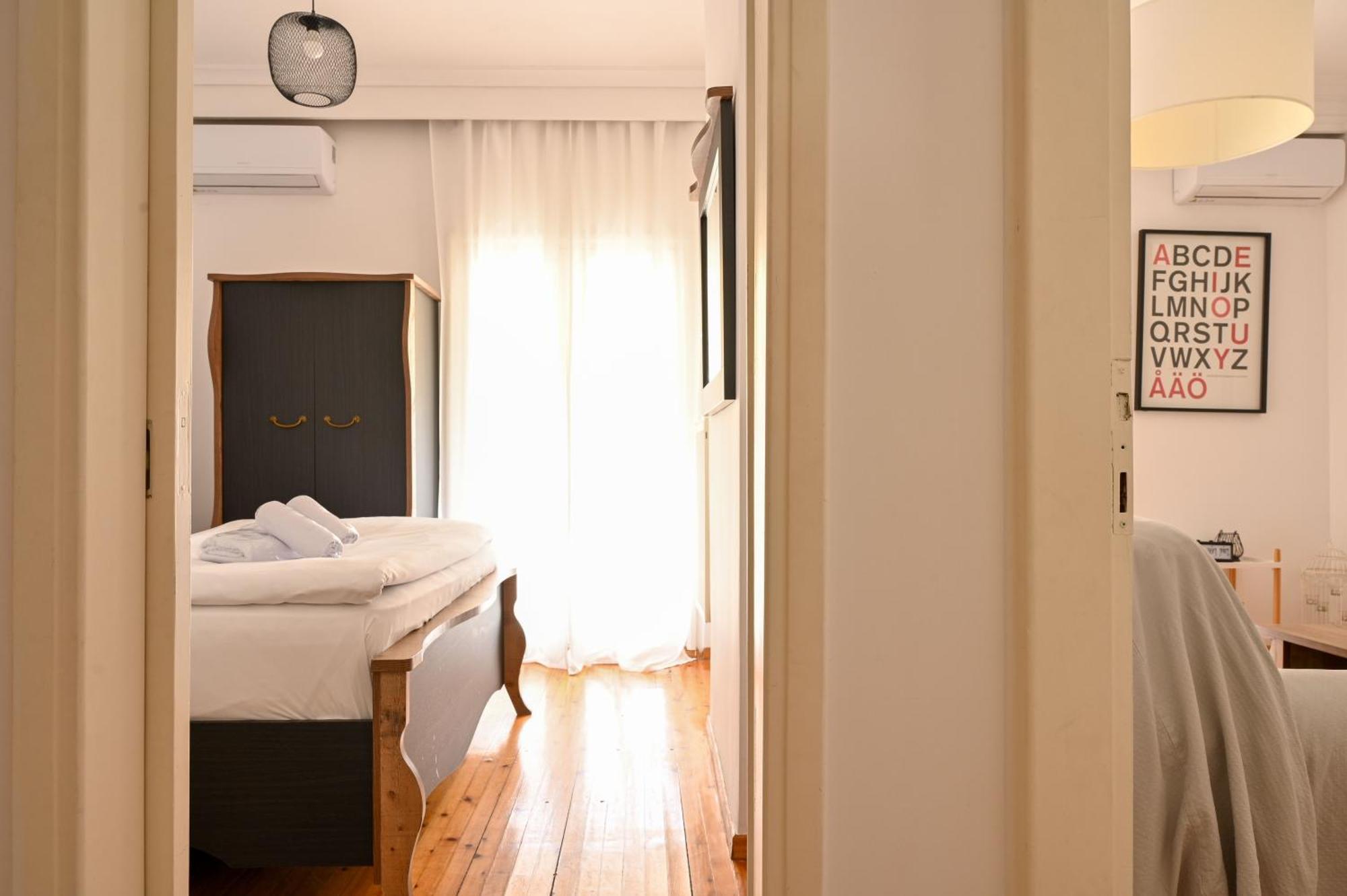 Center On The Sunset Apartment