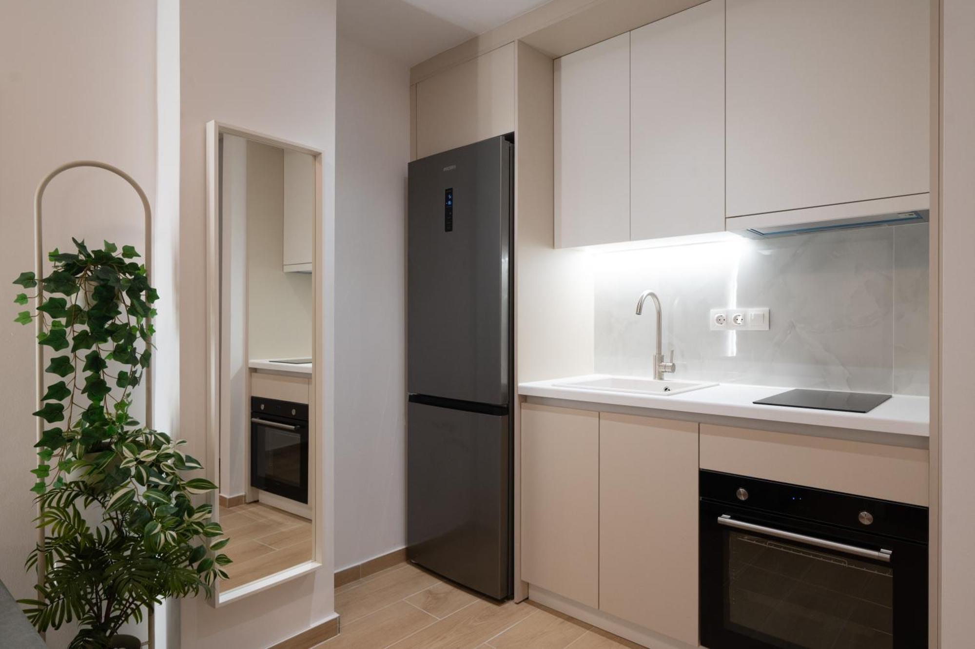 Apartment Honey Oak & Cream Patio By Nest *