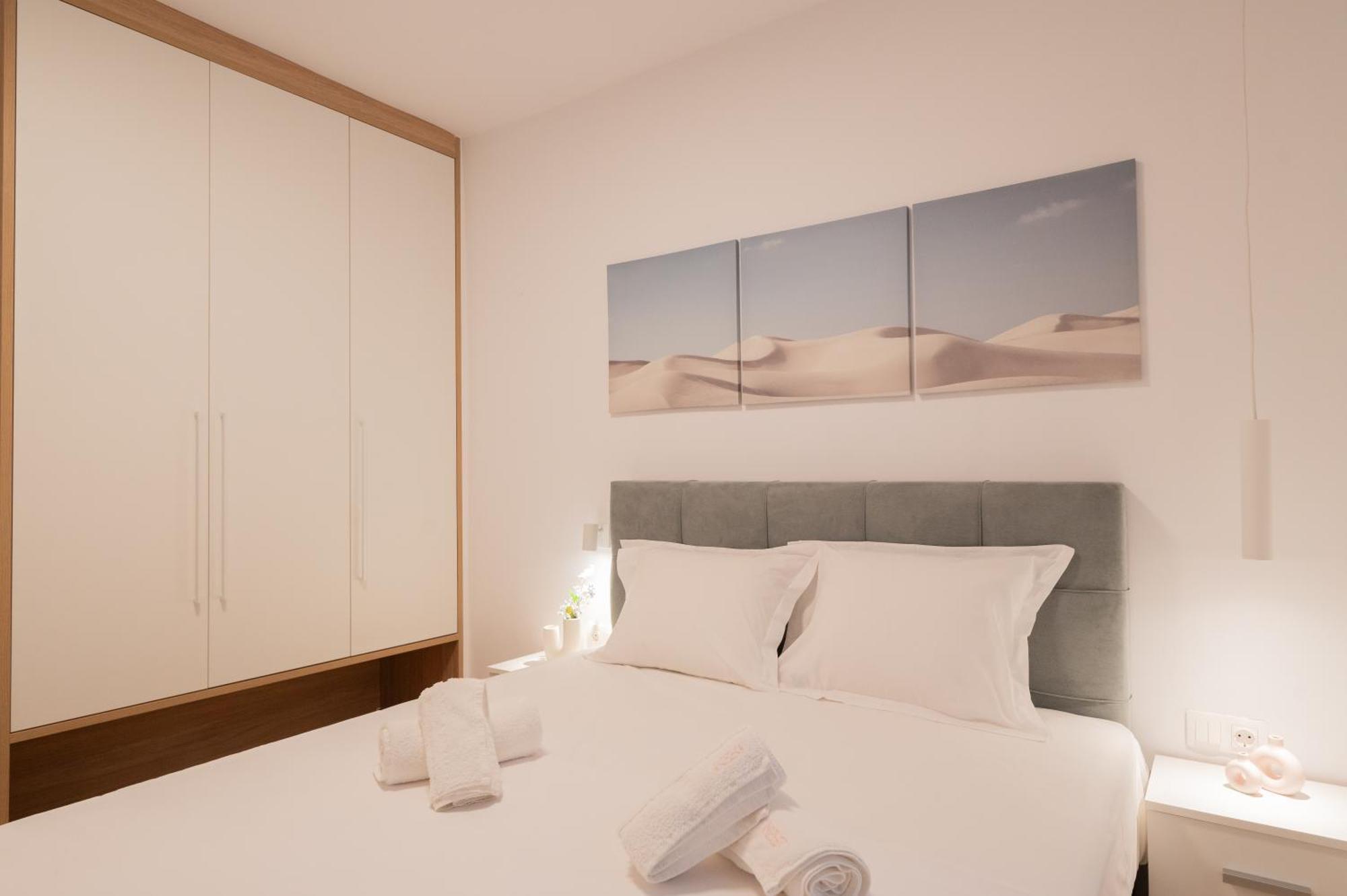 Apartment Honey Oak & Cream Patio By Nest Thessaloniki