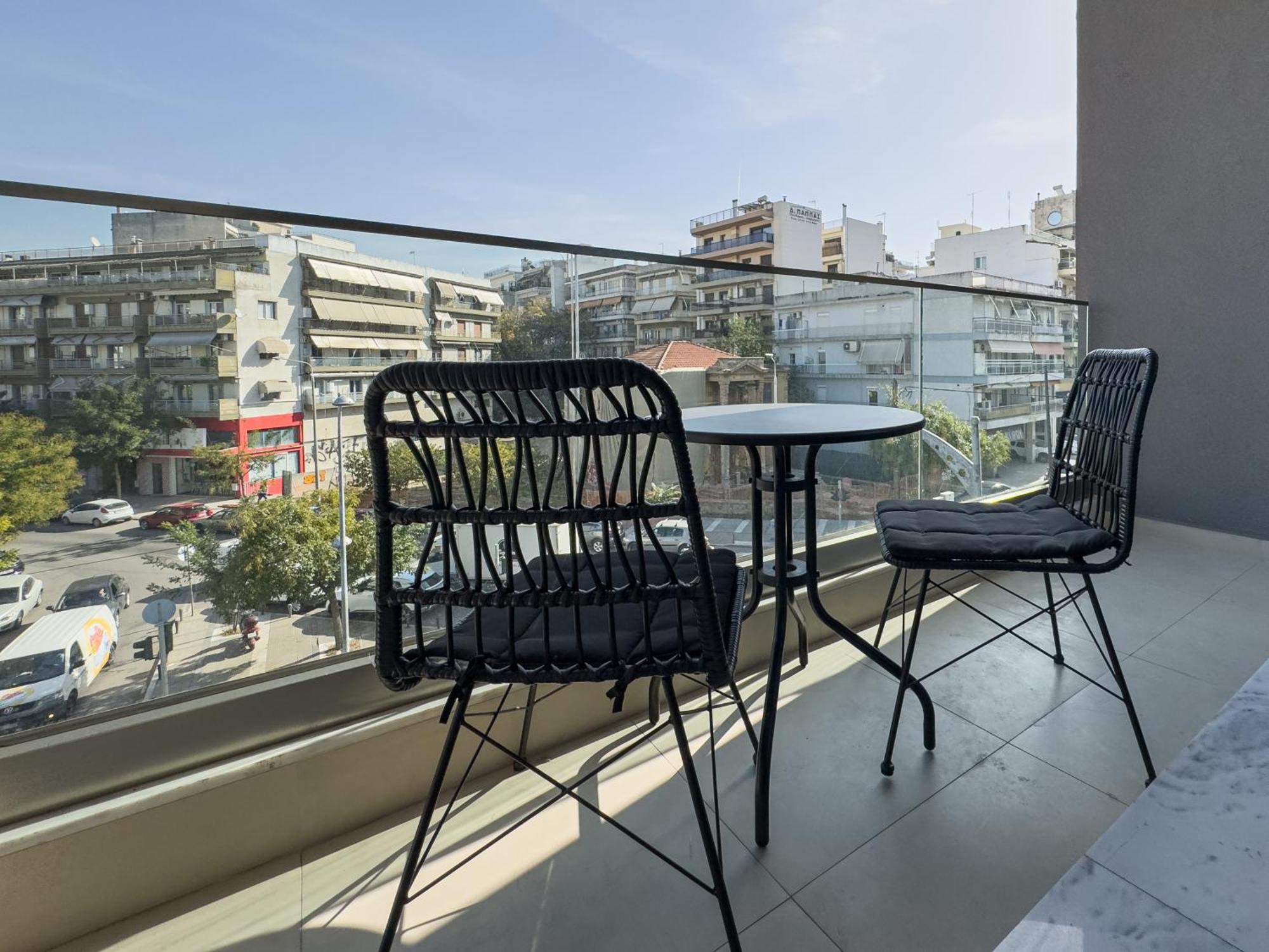 8 By Proliving Hospitality Tessalónica