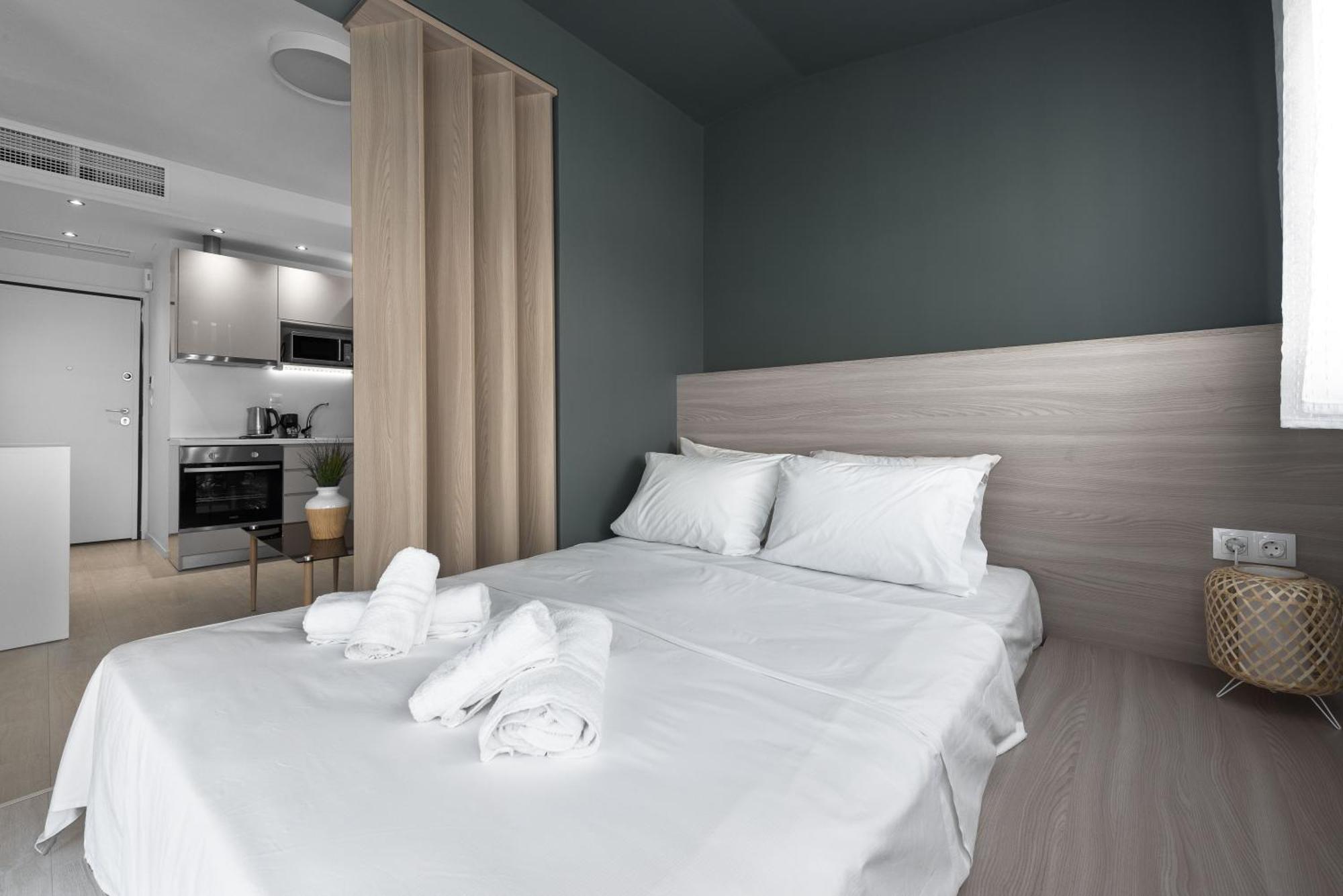 Apartment Denizen Boutique Apartments, Nilie Hospitality Mgmt *