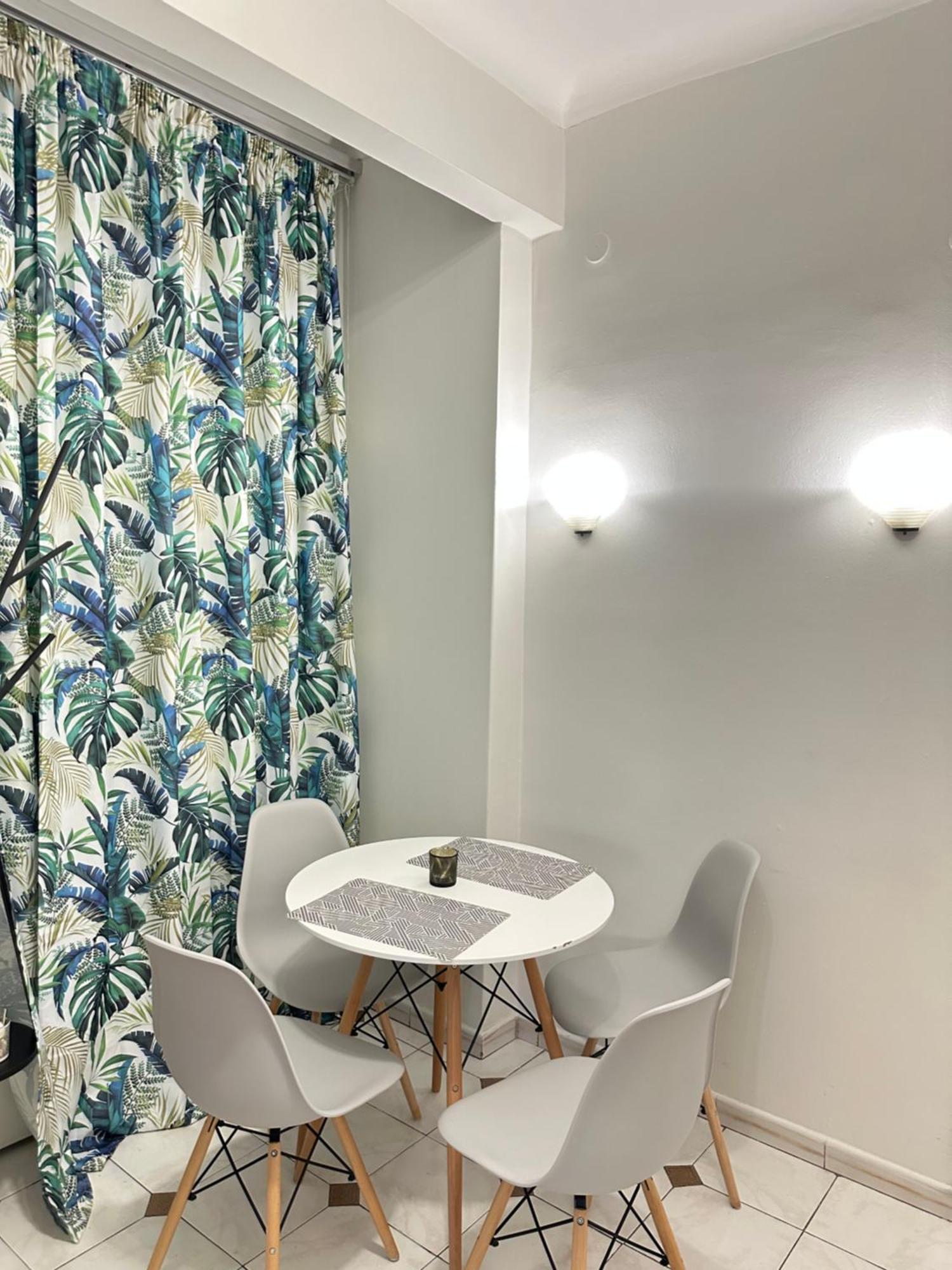 Apartment Thesshouse In The Heart Of