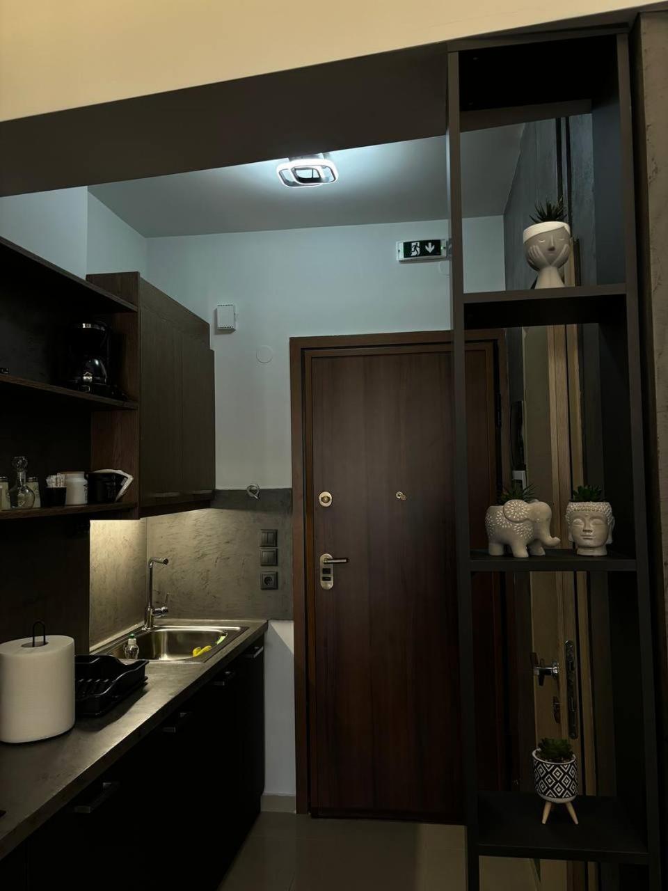 Apartment Purpe Orchid - Modern Thessaloniki