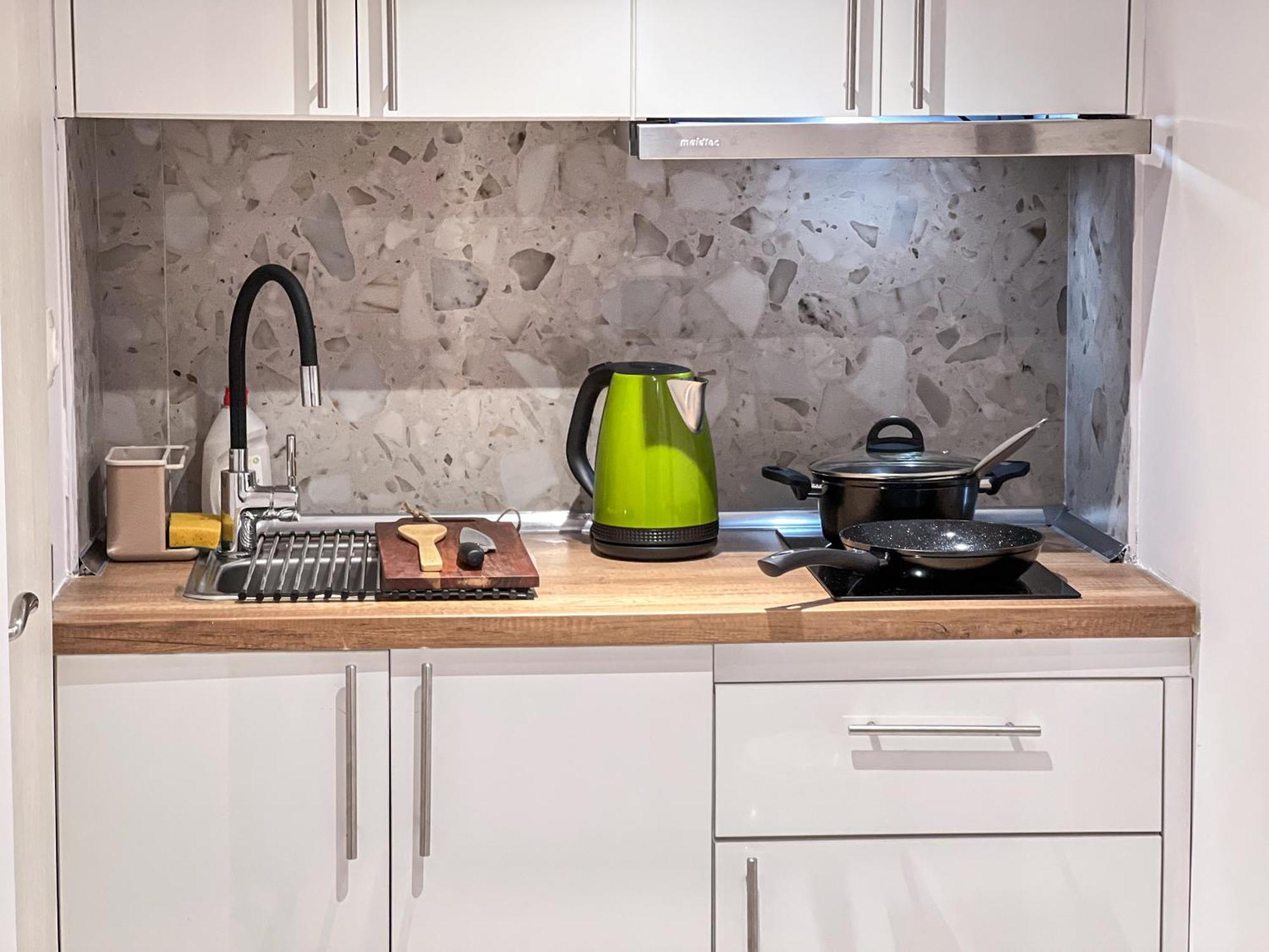 Ikaros Welcome Downtown Loft - Explore Center By Foot - Close To Arch Of Galerius Thessaloniki