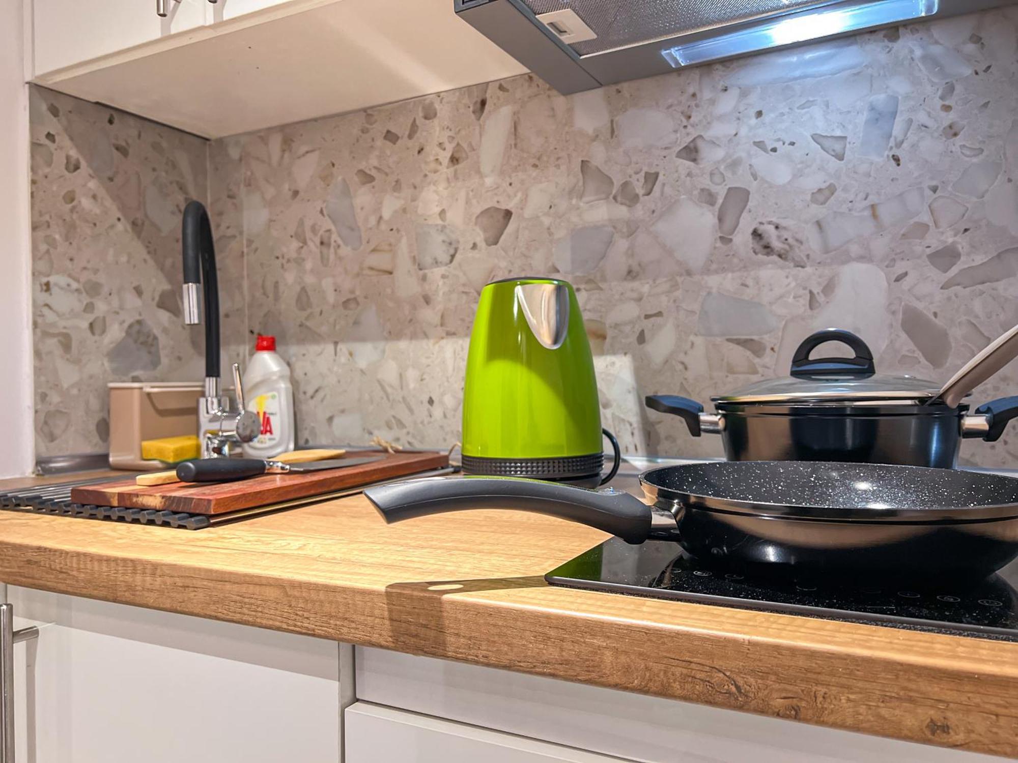 Ikaros Welcome Downtown Loft - Explore Center By Foot - Close To Arch Of Galerius Thessaloniki