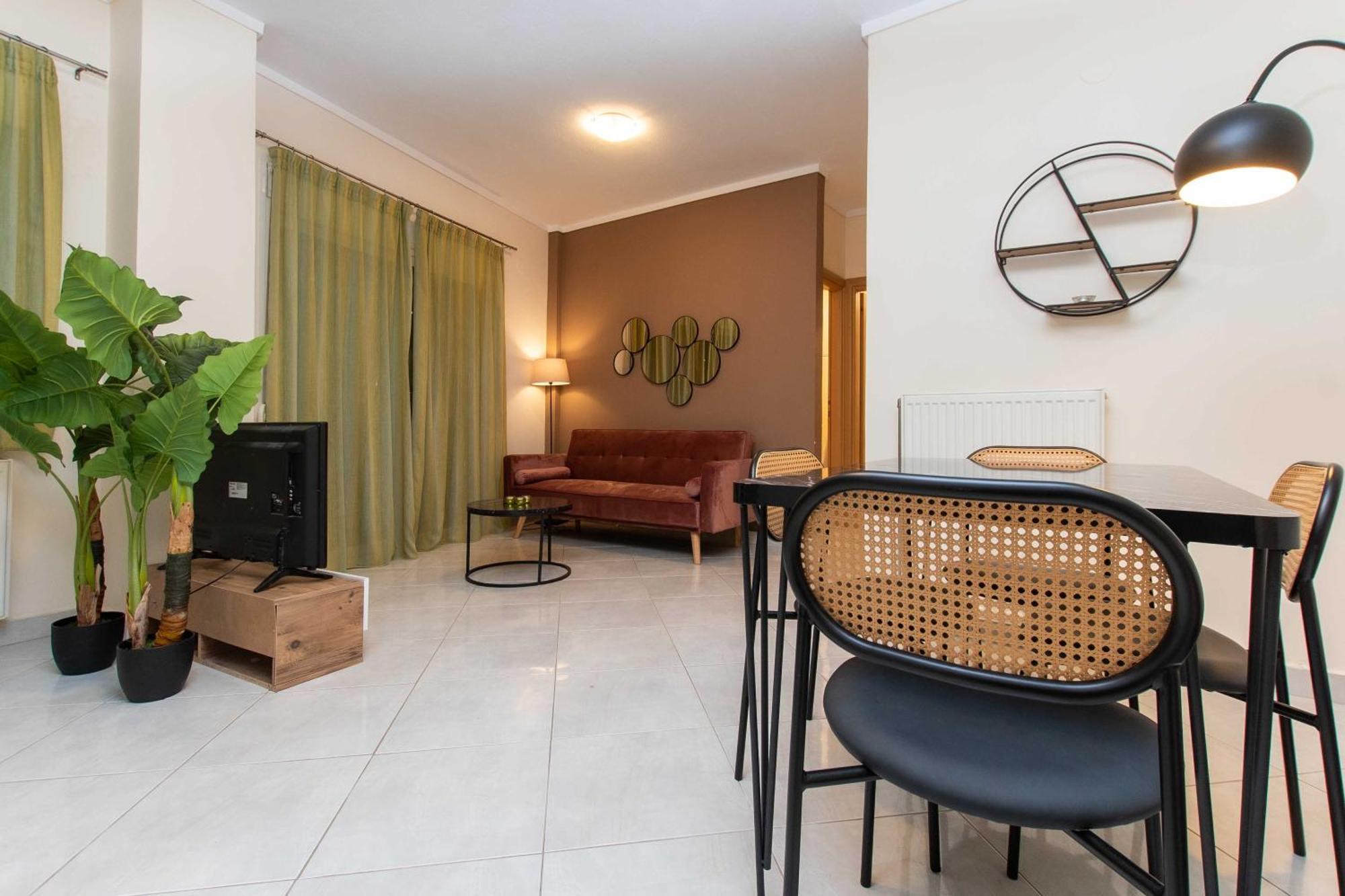 Houseloft Kalamaria Skyview Apartment *