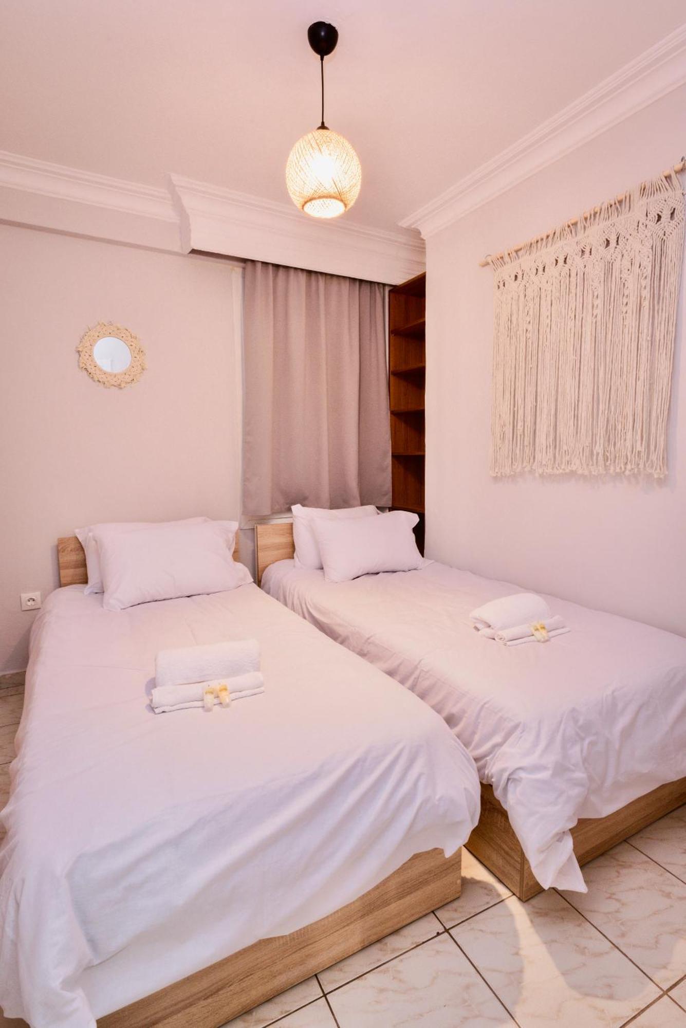 Stylish W Jacuzzi, 5 Min To White Tower