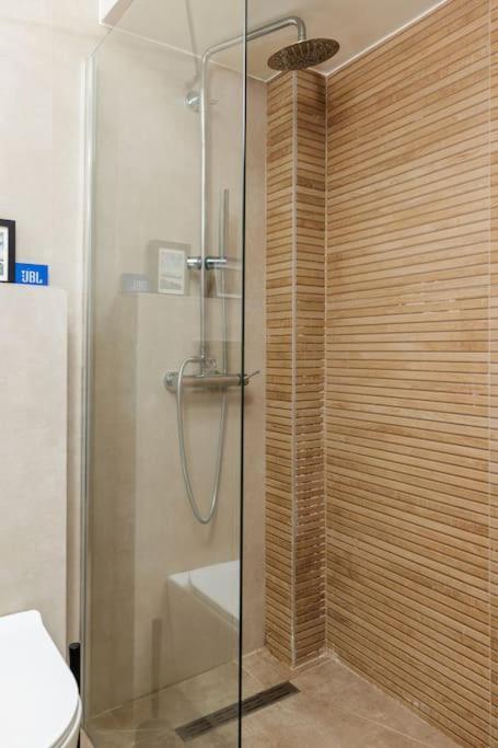 Japandi Style Flat In Center