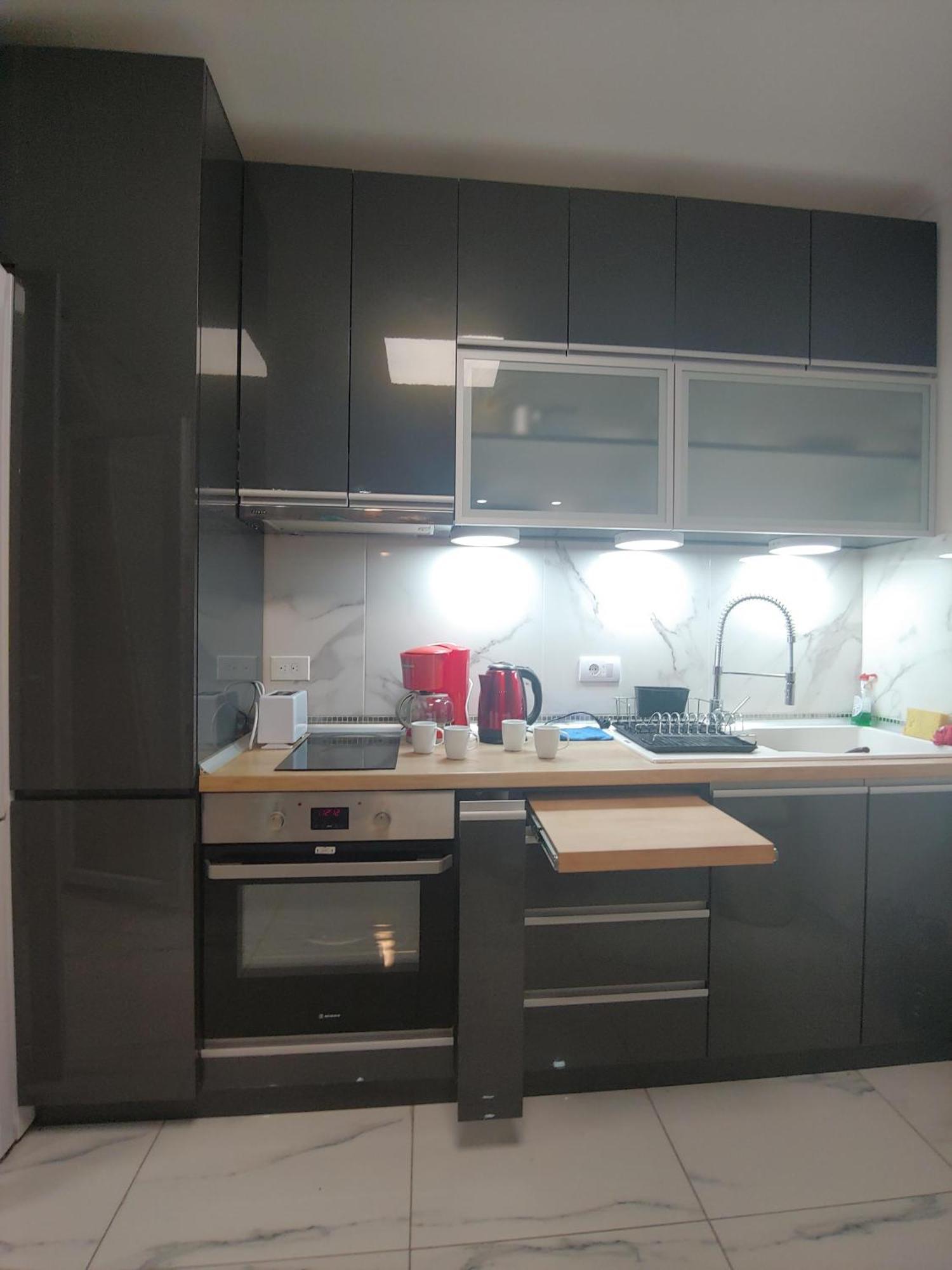 Shopping,airport,parking,ring Road 100sqm Comfort Selanik