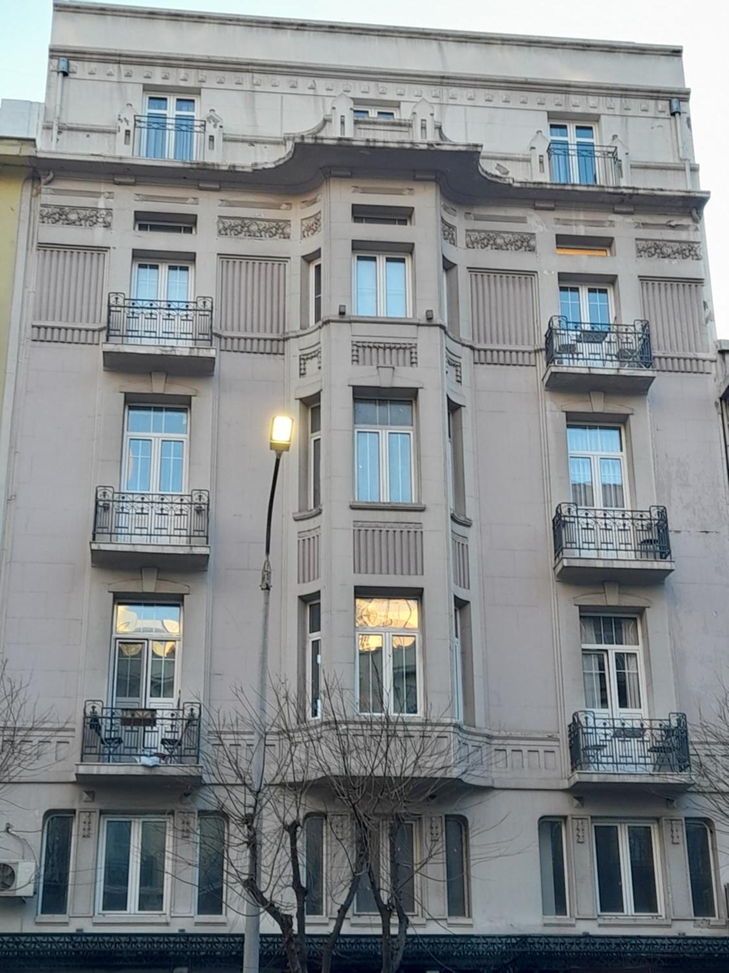 Apartment Black Onyx Comfort *