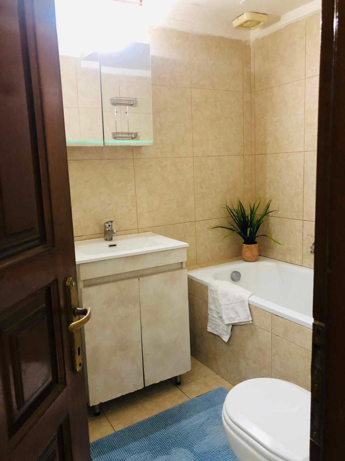 νησιωτικο στυλ διαμερισμα στο κεντρο --island Style-traditional Apartment Thessaloniki