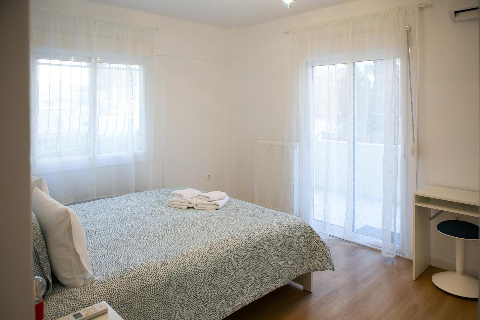 Apartment Serenity In Colour Thessaloniki