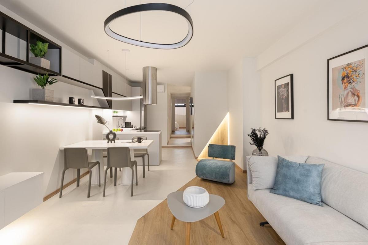 Innovative 2-br Futuristic Flat In Ladadika Apartment Thessaloniki