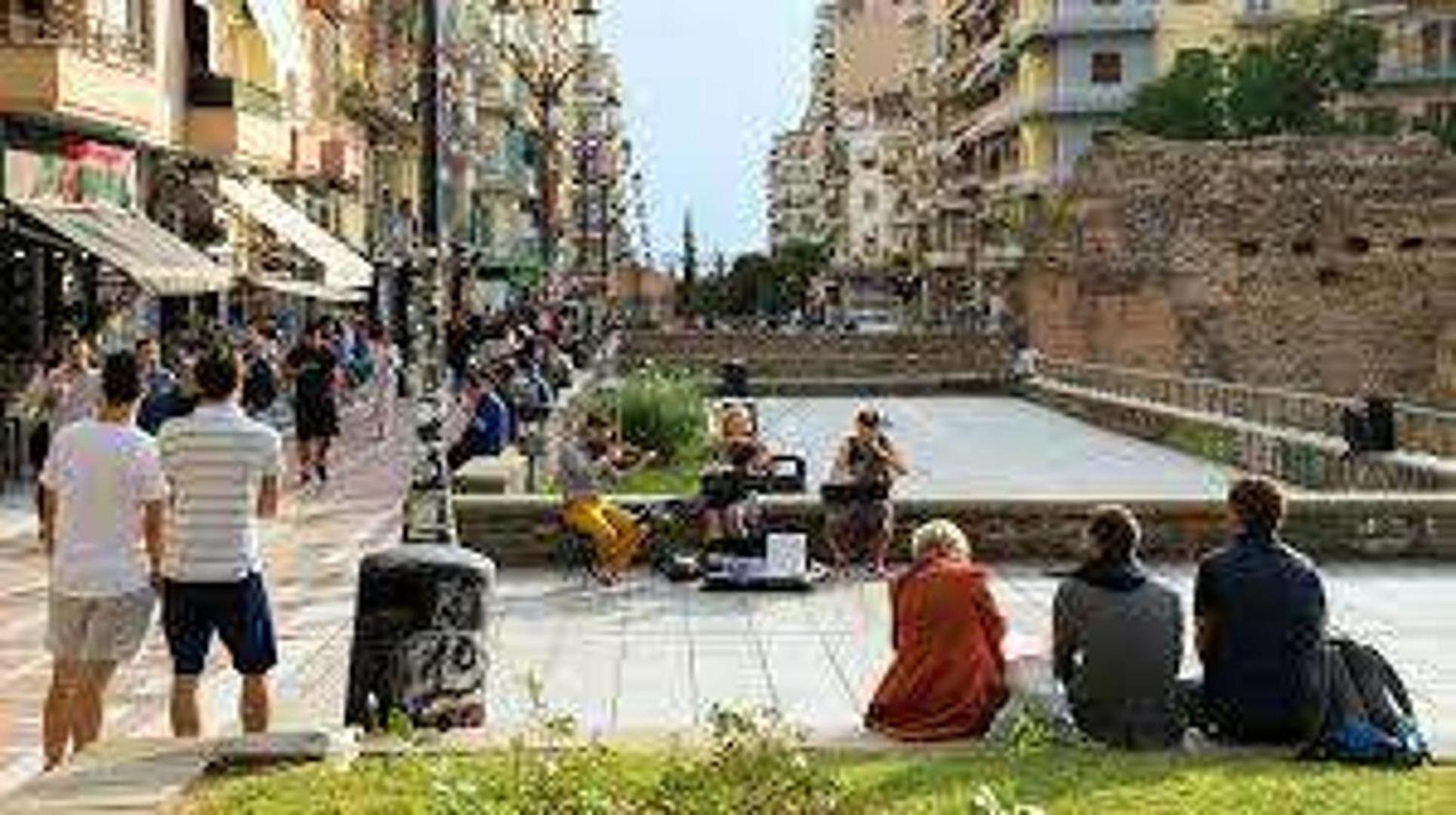 4 Guests - Balcony - A C - Attractions *