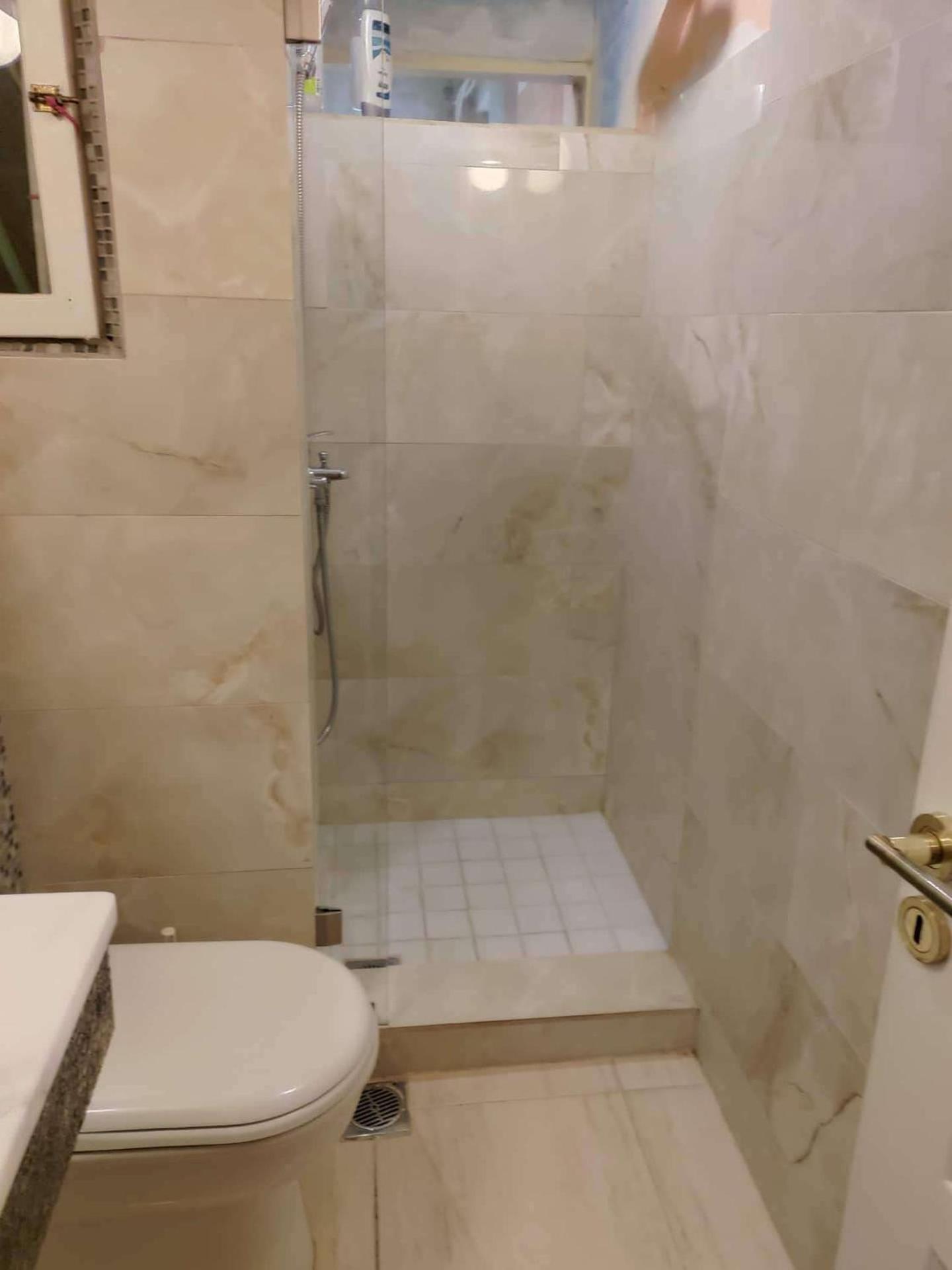 4 Guests - Balcony - A C - Attractions Apartment