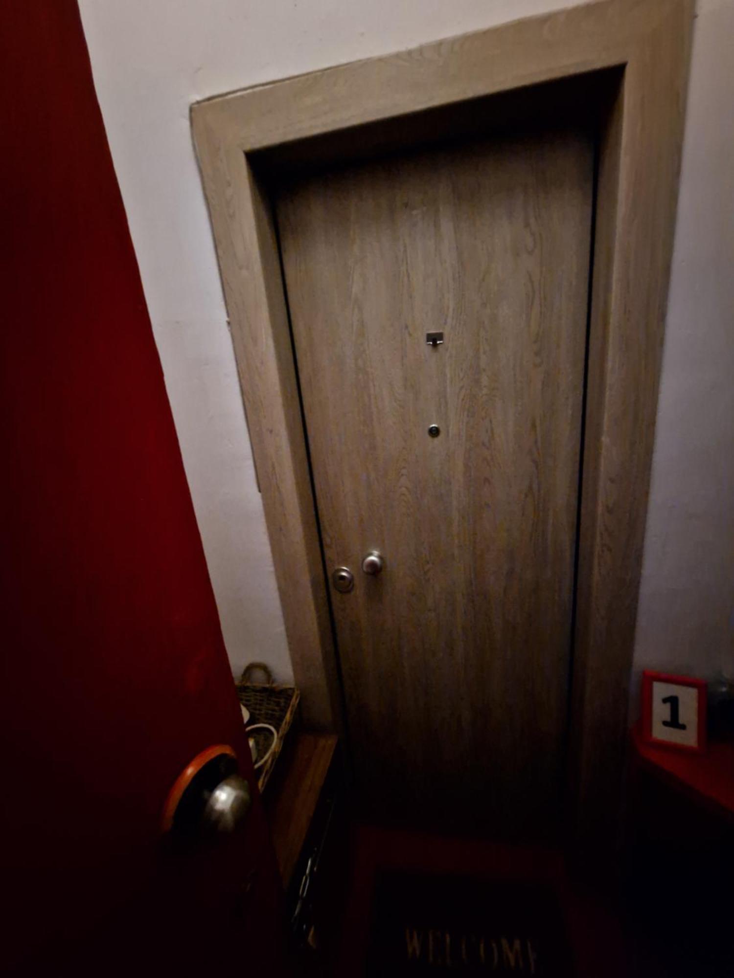 Apartment Closer 