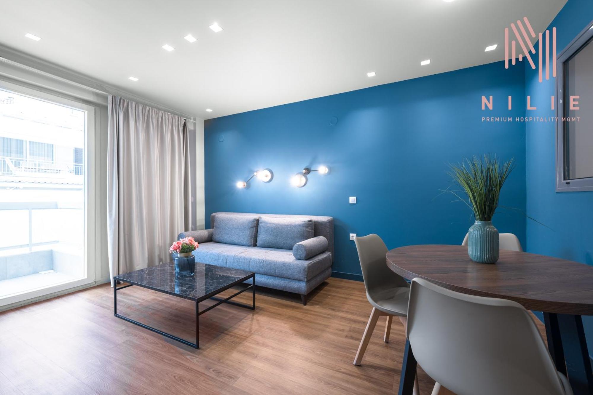 Big Apple Aprts, Nilie Hospitality Mgmt