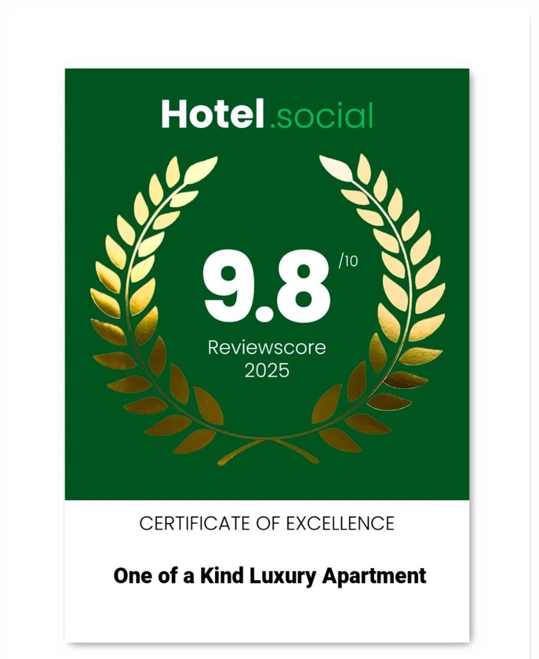 One Of A Kind Luxury In Center Near Helexpo