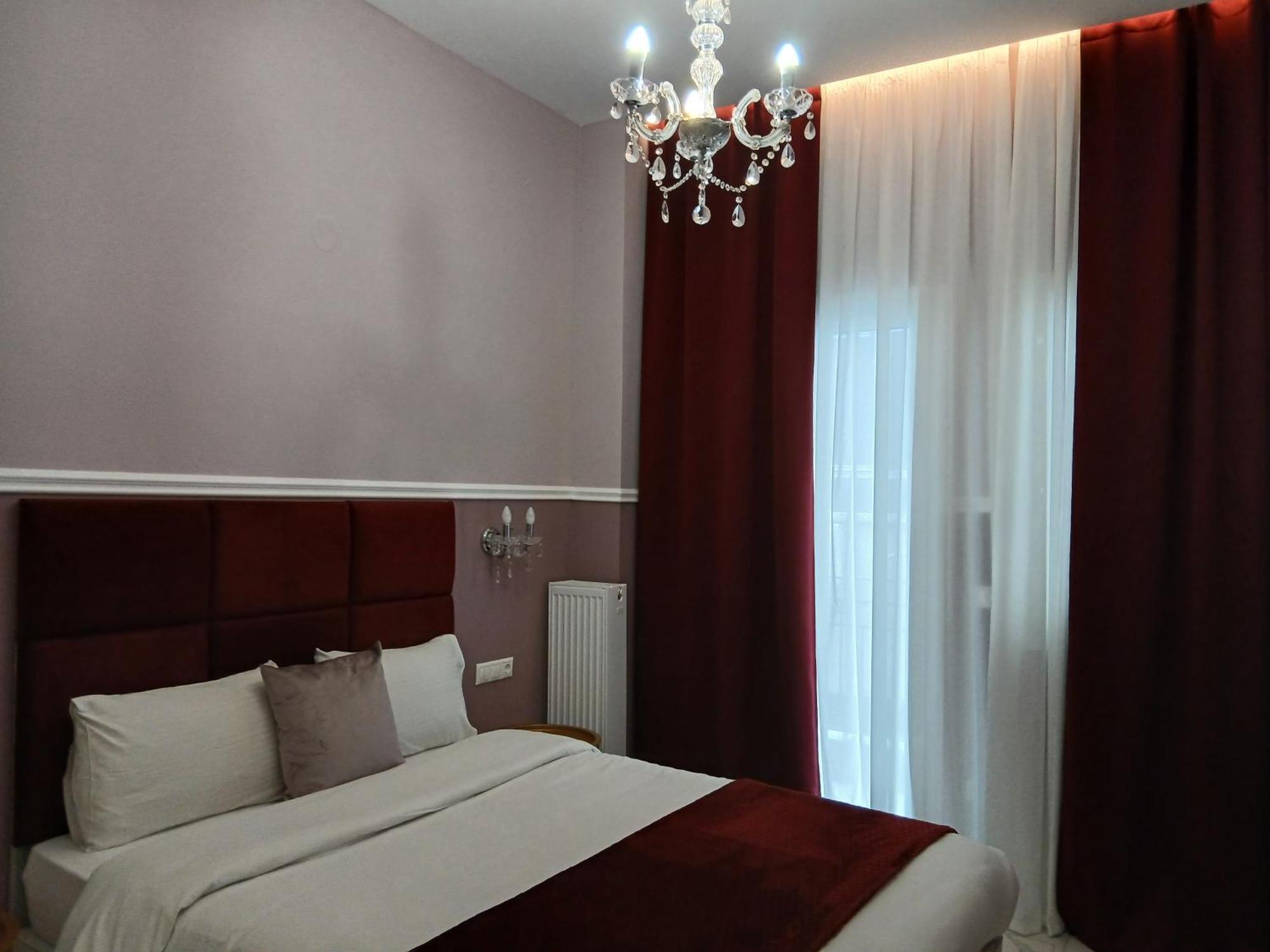 Apartment Black Onyx Comfort