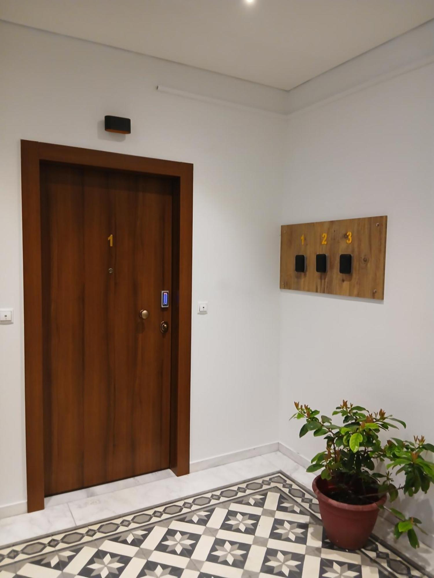 Apartment Black Onyx Comfort *