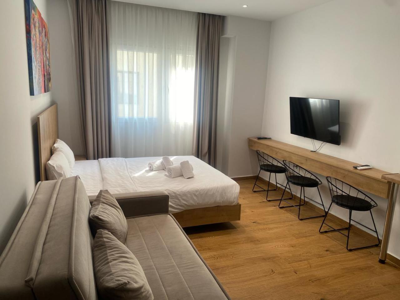 Factory Inn, Nilie Hospitality Mgmt Apartment *