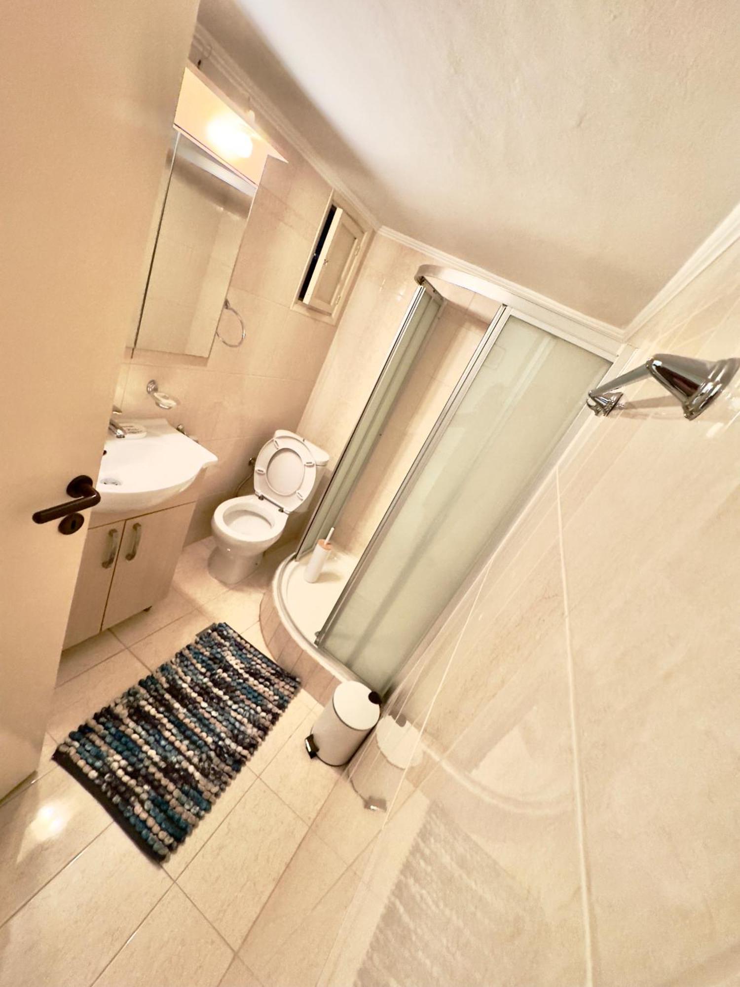Apartment Cyriacus Flat In The Heart Of