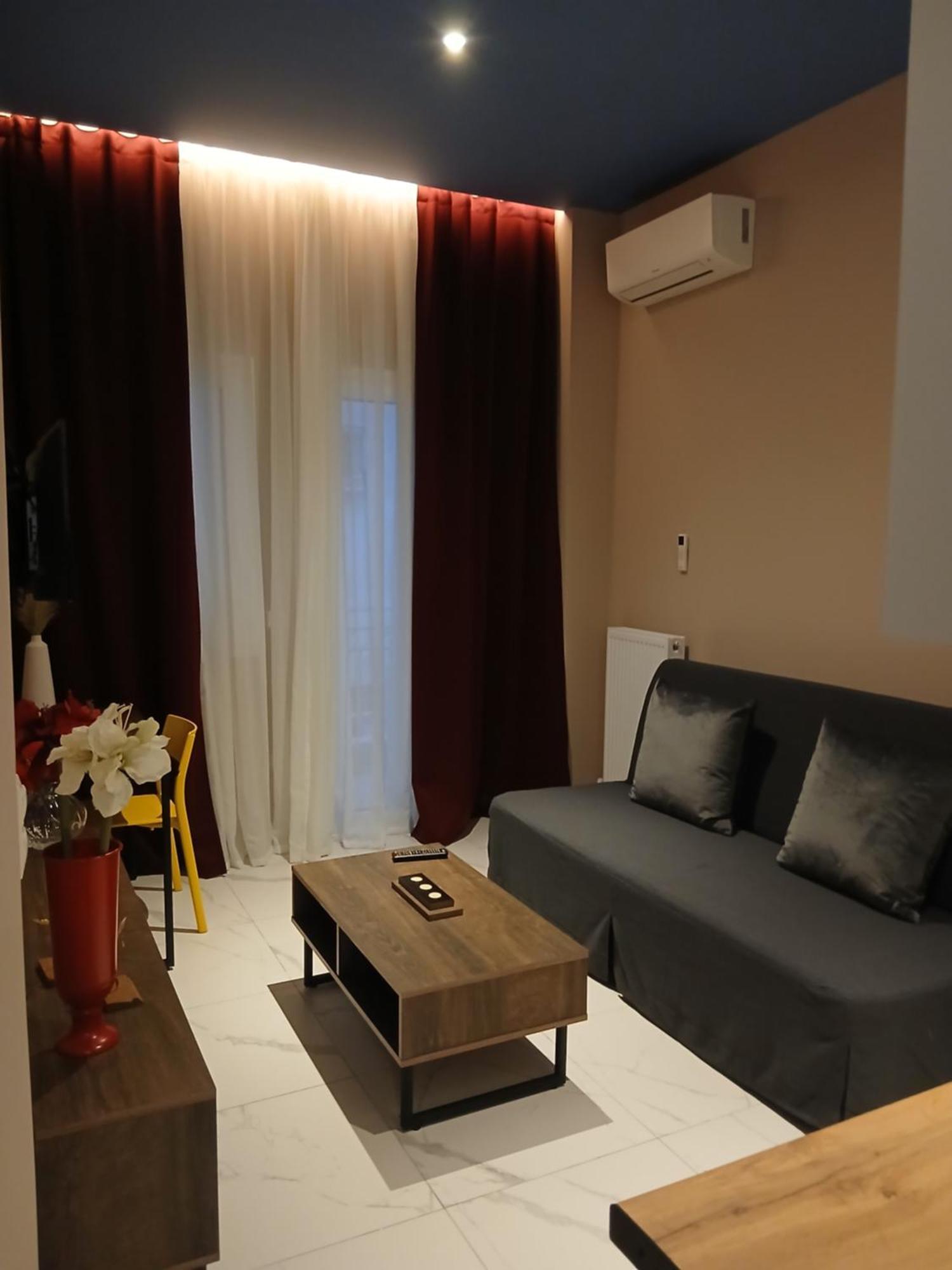 Black Onyx Comfort Thessaloniki