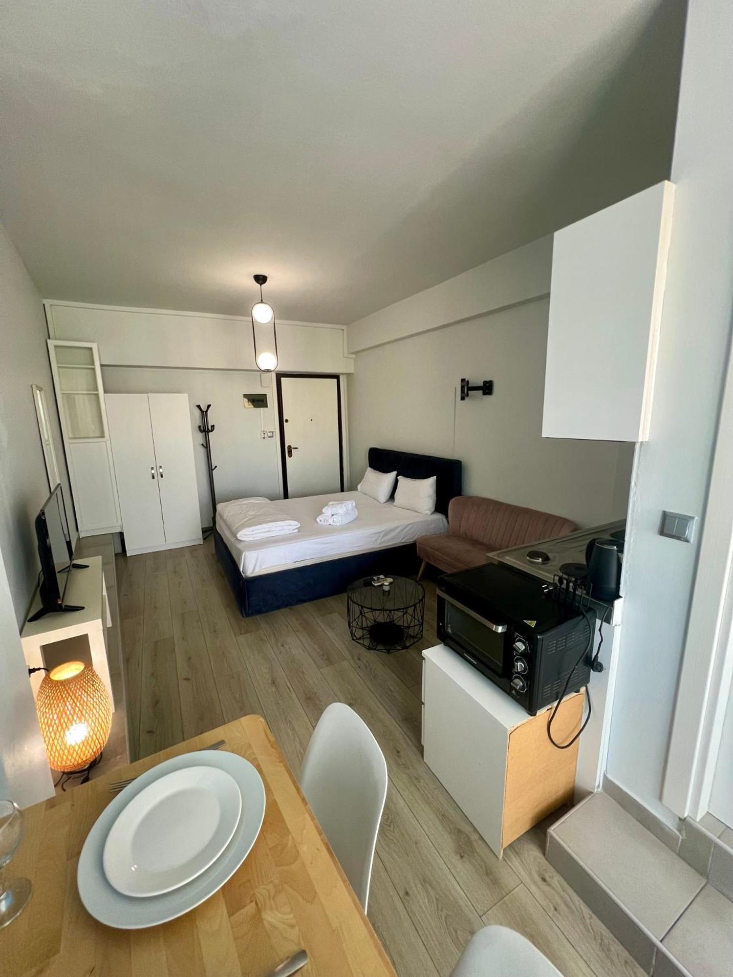 Apartment Dreamy Center 5 Thesbnbgr