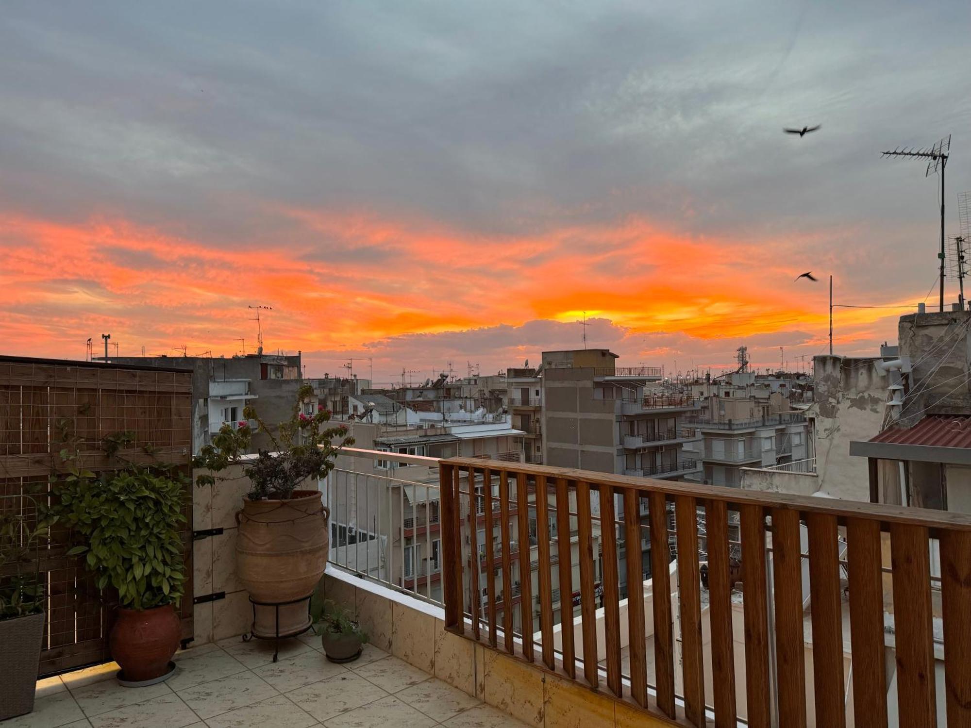 Horizon /downtown Penthouse W/ Massive Terrace Thessaloniki