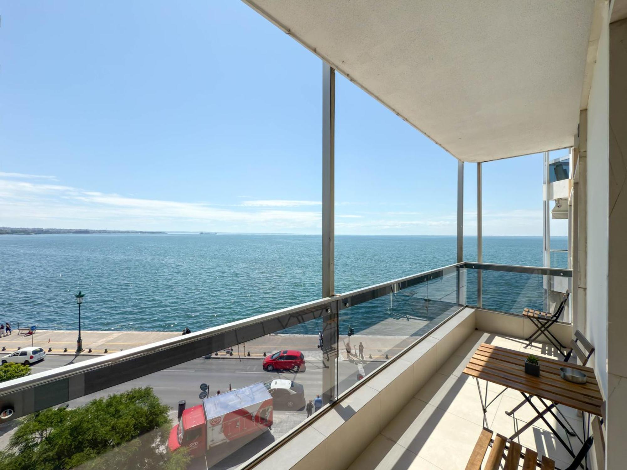 Luxury Sea View Retreat * Selanik