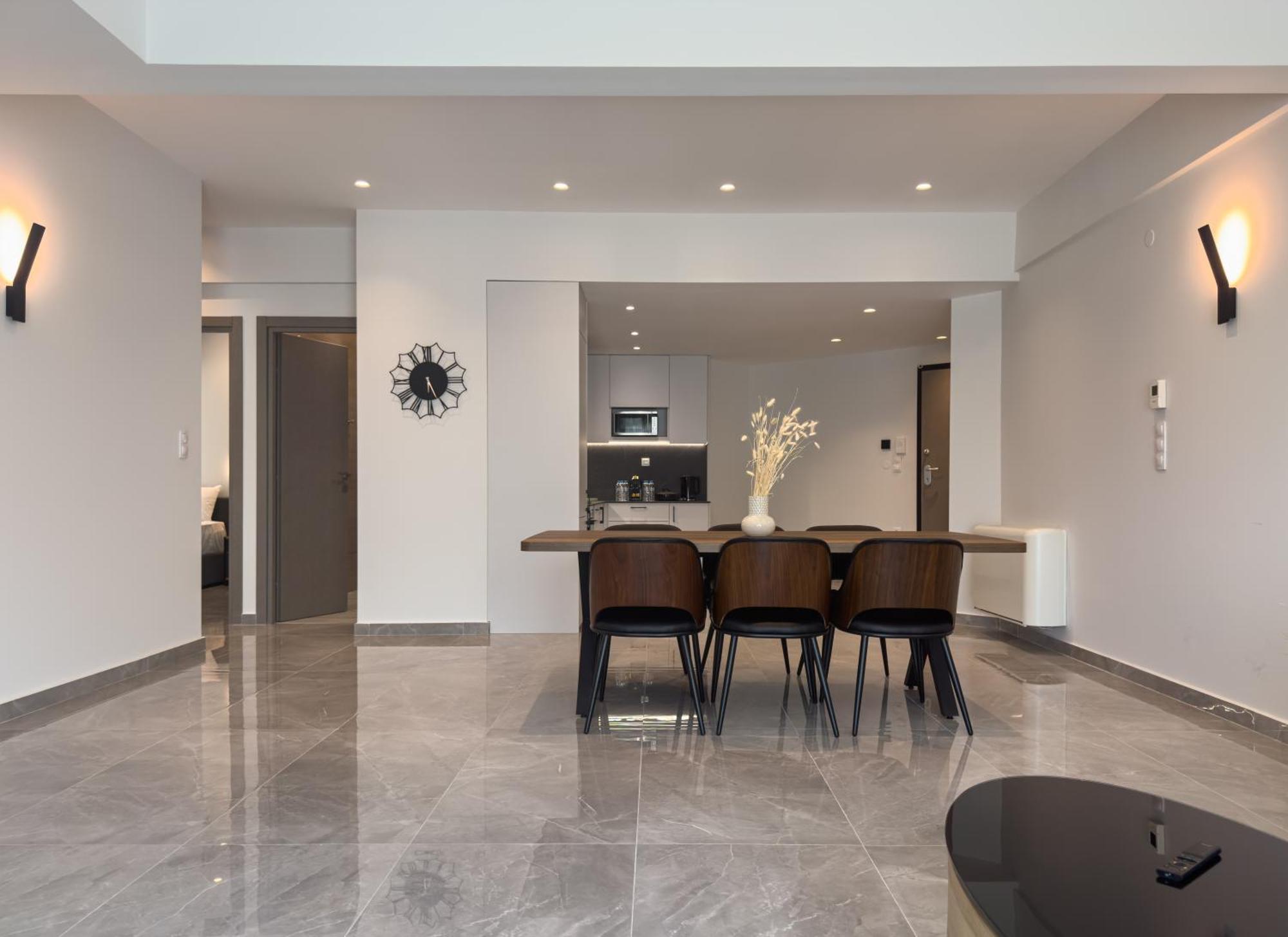 8 By Proliving Hospitality * Thessaloniki