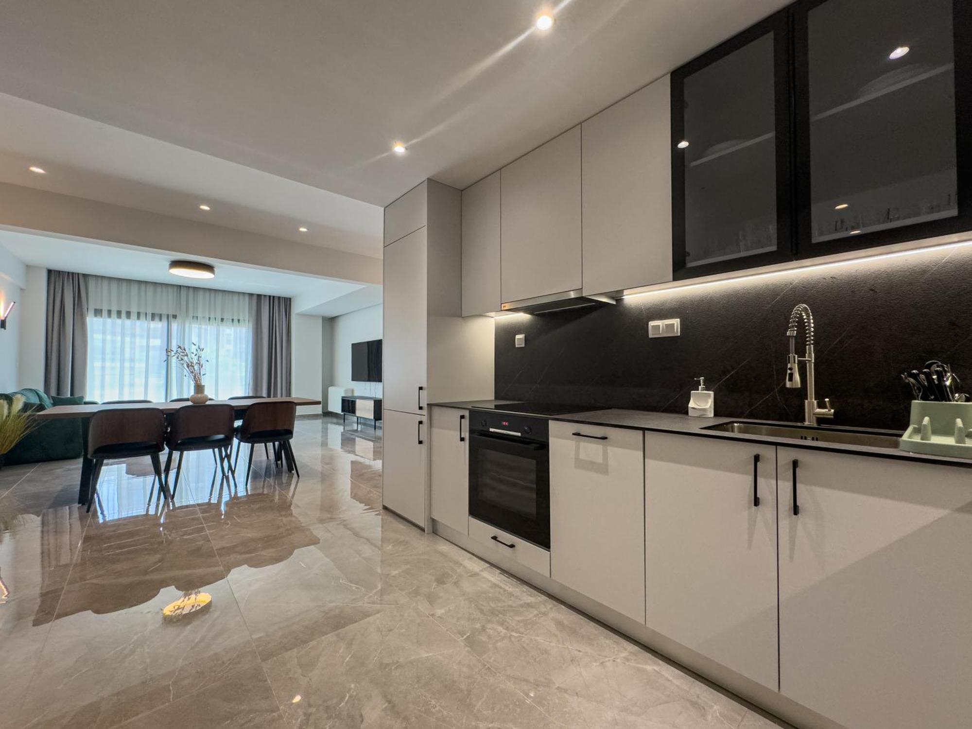 8 By Proliving Hospitality Apartment *