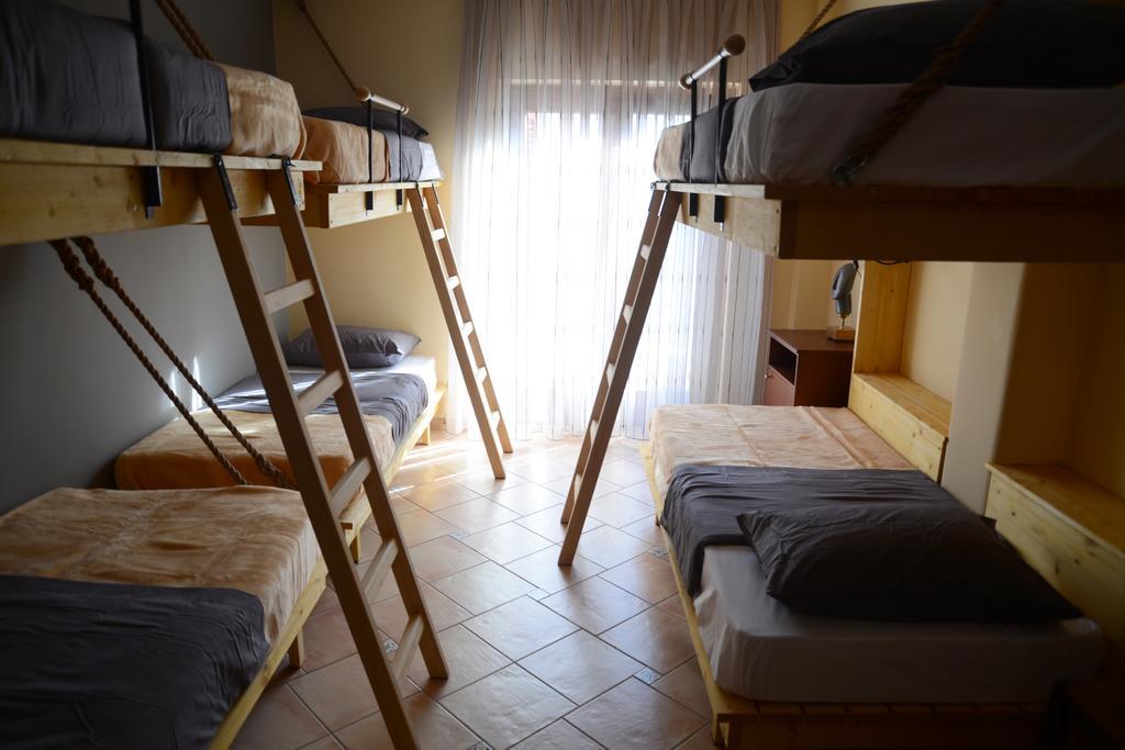 Crossroads Albergue