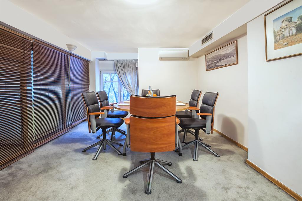 Minerva Premier Hotel