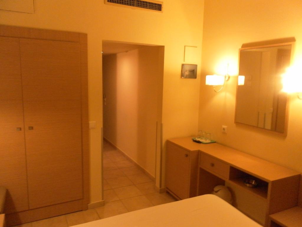 Hotel Esperia 2*