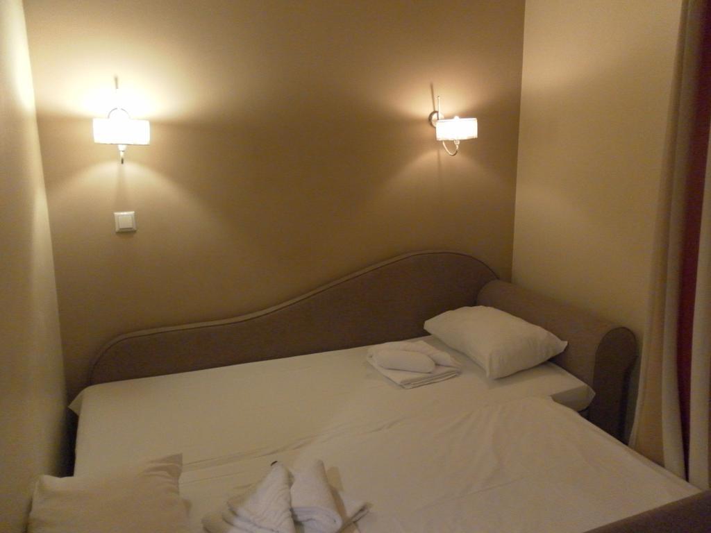 Hotel Esperia 2*