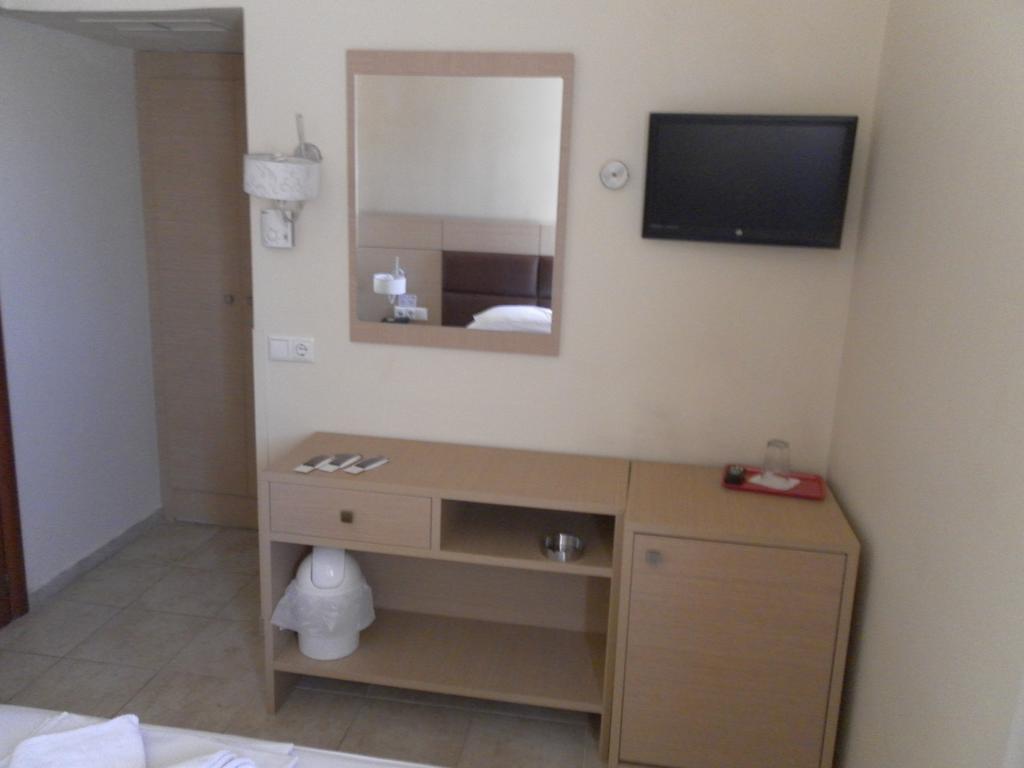 Hotel Esperia 2*