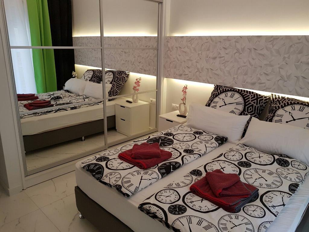 Apartment Laura Aristotelous Square