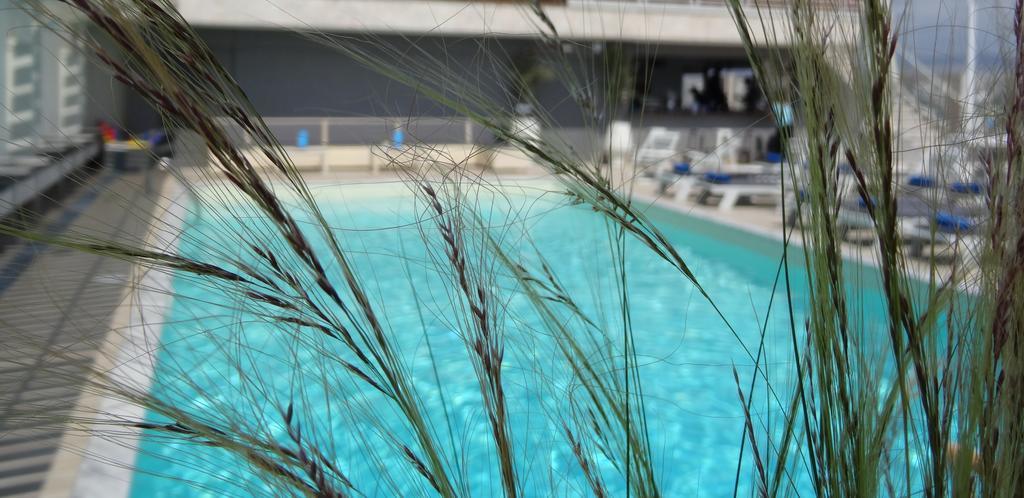 Capsis Hotel