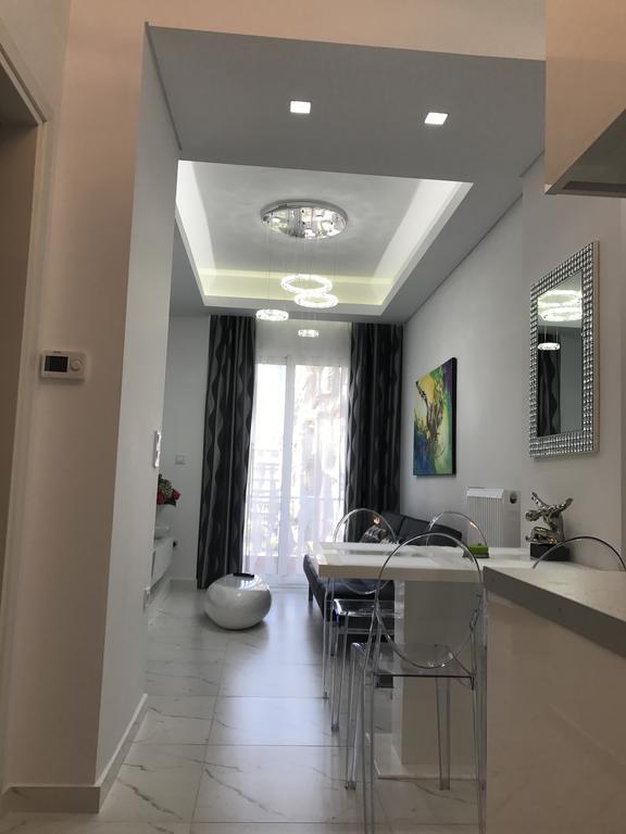 Laura Egnatia Apartment *