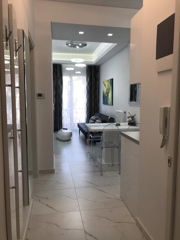 Laura Egnatia Apartment